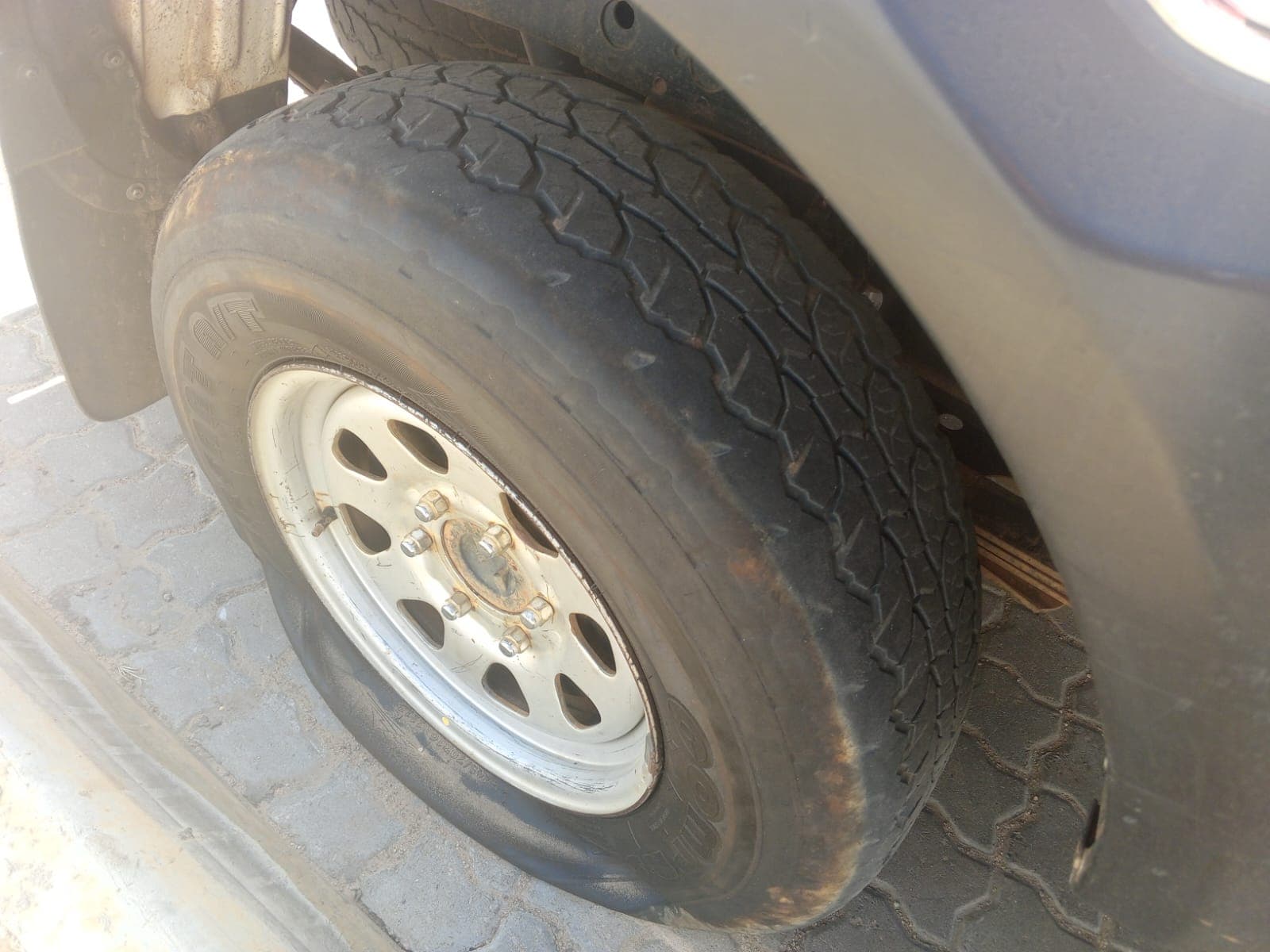 NISSAN HARDBODY — imagem 9