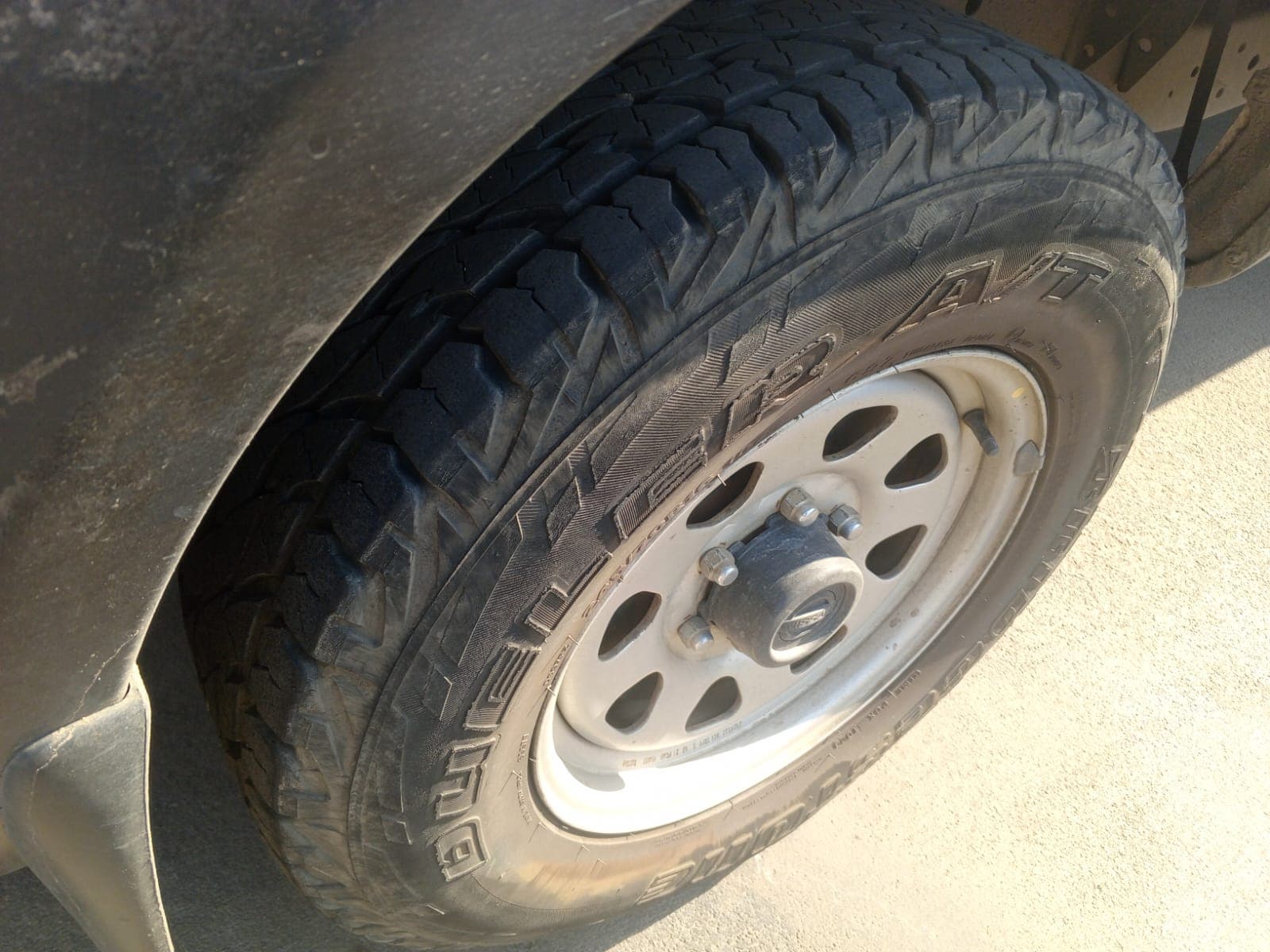 NISSAN HARDBODY — imagen 11