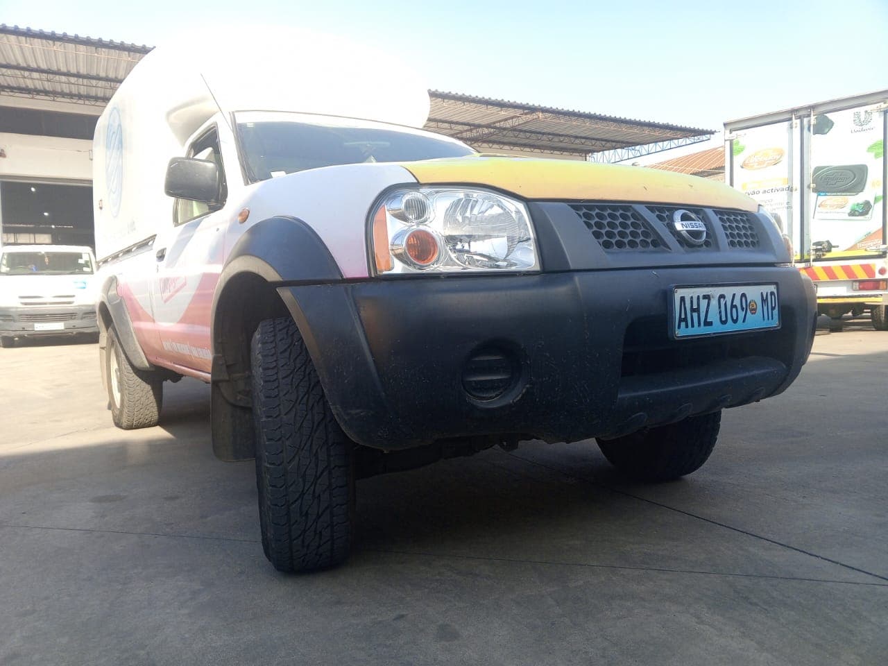 NISSAN HARDBODY — imagen 1