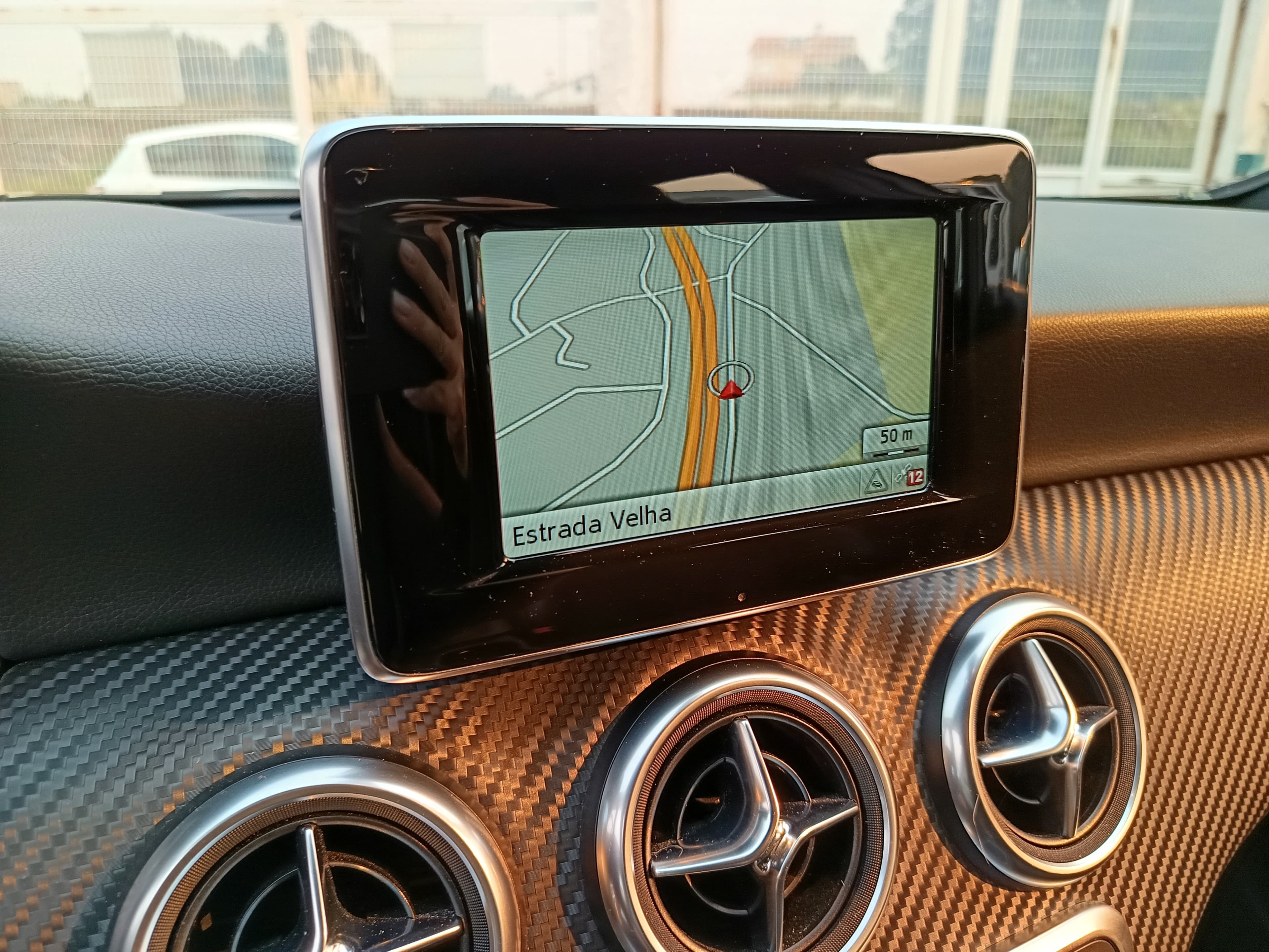 Mercedes-Benz A180 · Ano 2014 — imagem 36