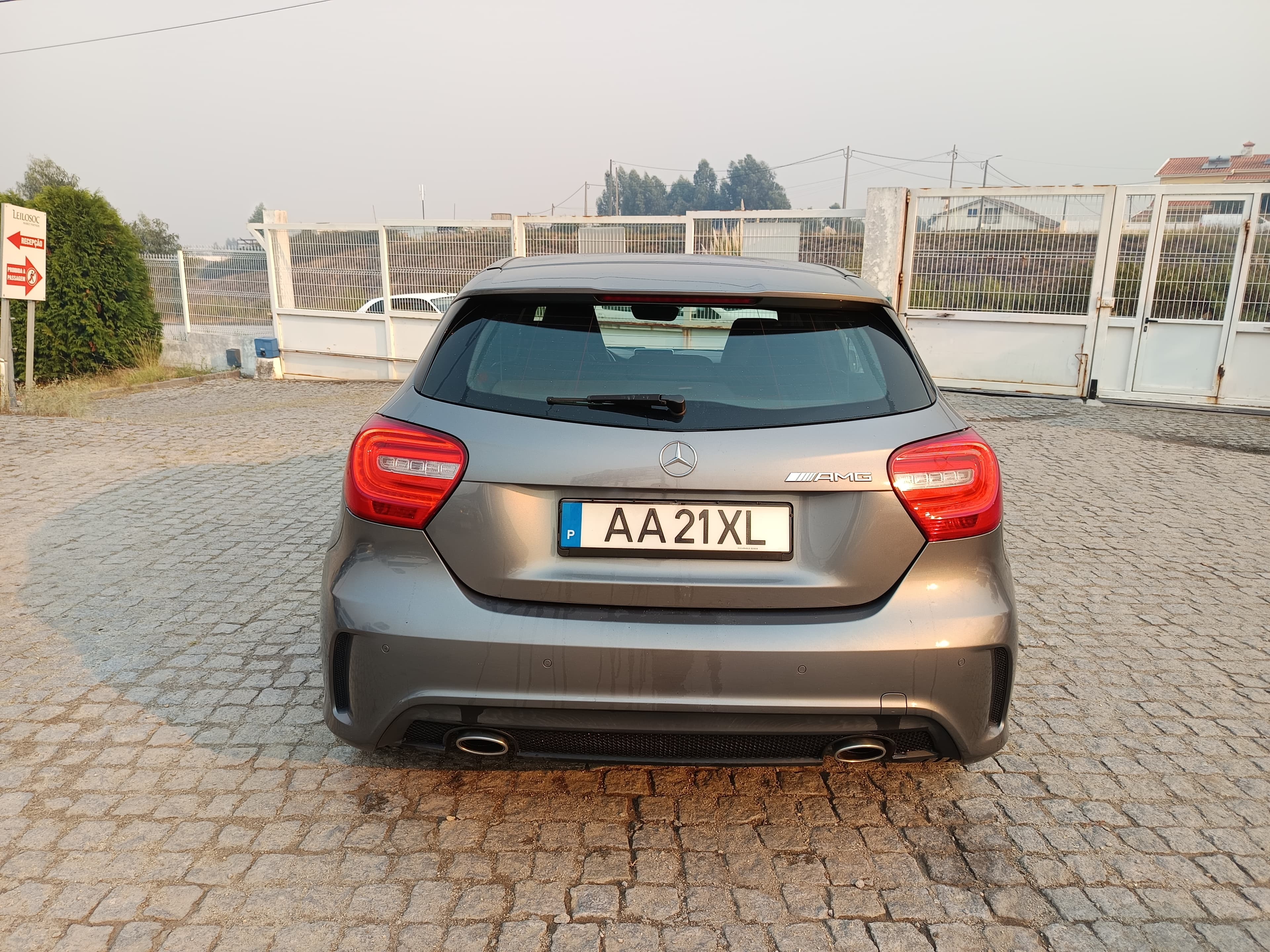 Mercedes-Benz A180 · Ano 2014 — imagem 5