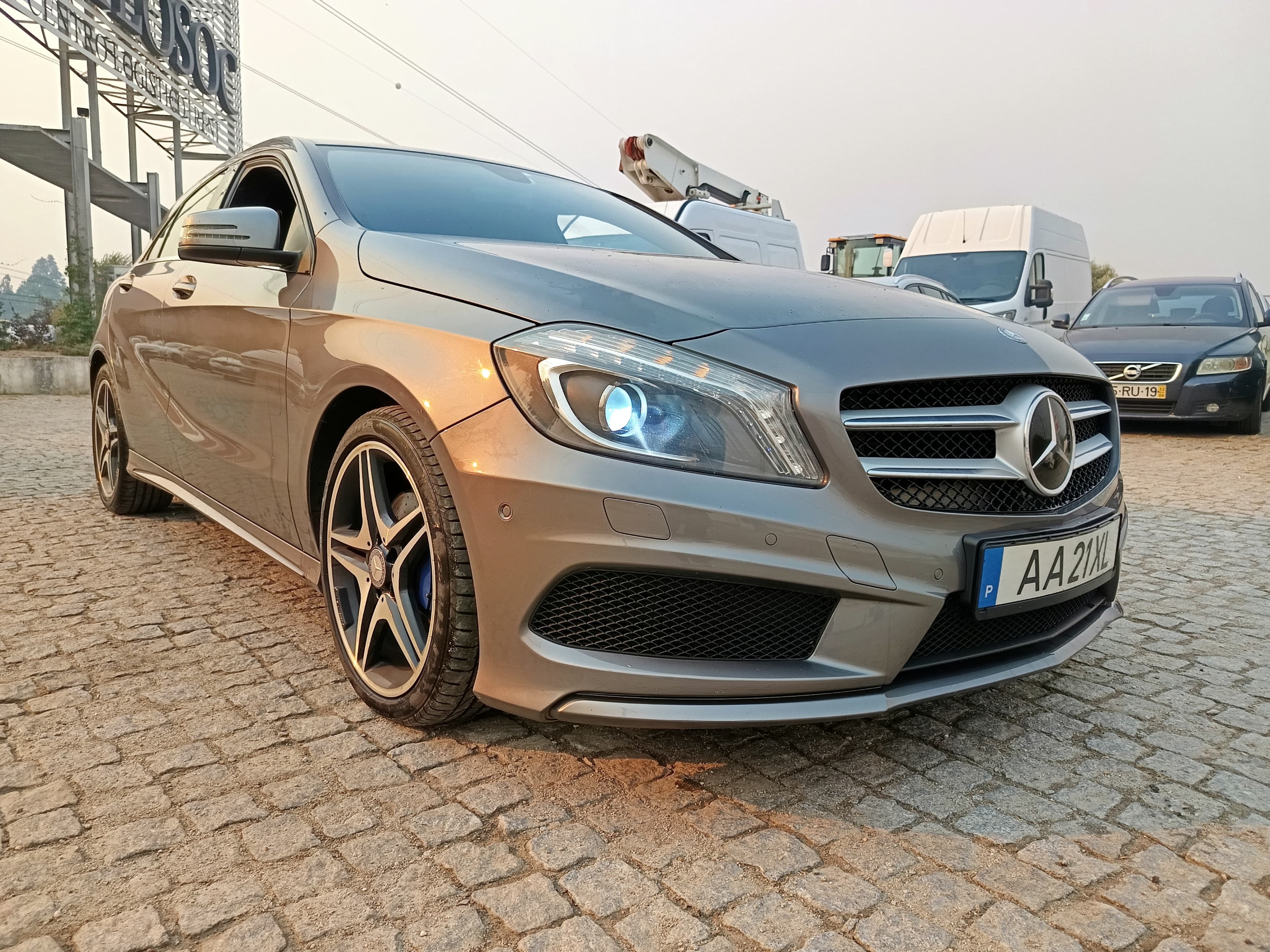 Mercedes-Benz A180 · Ano 2014 — imagem 7