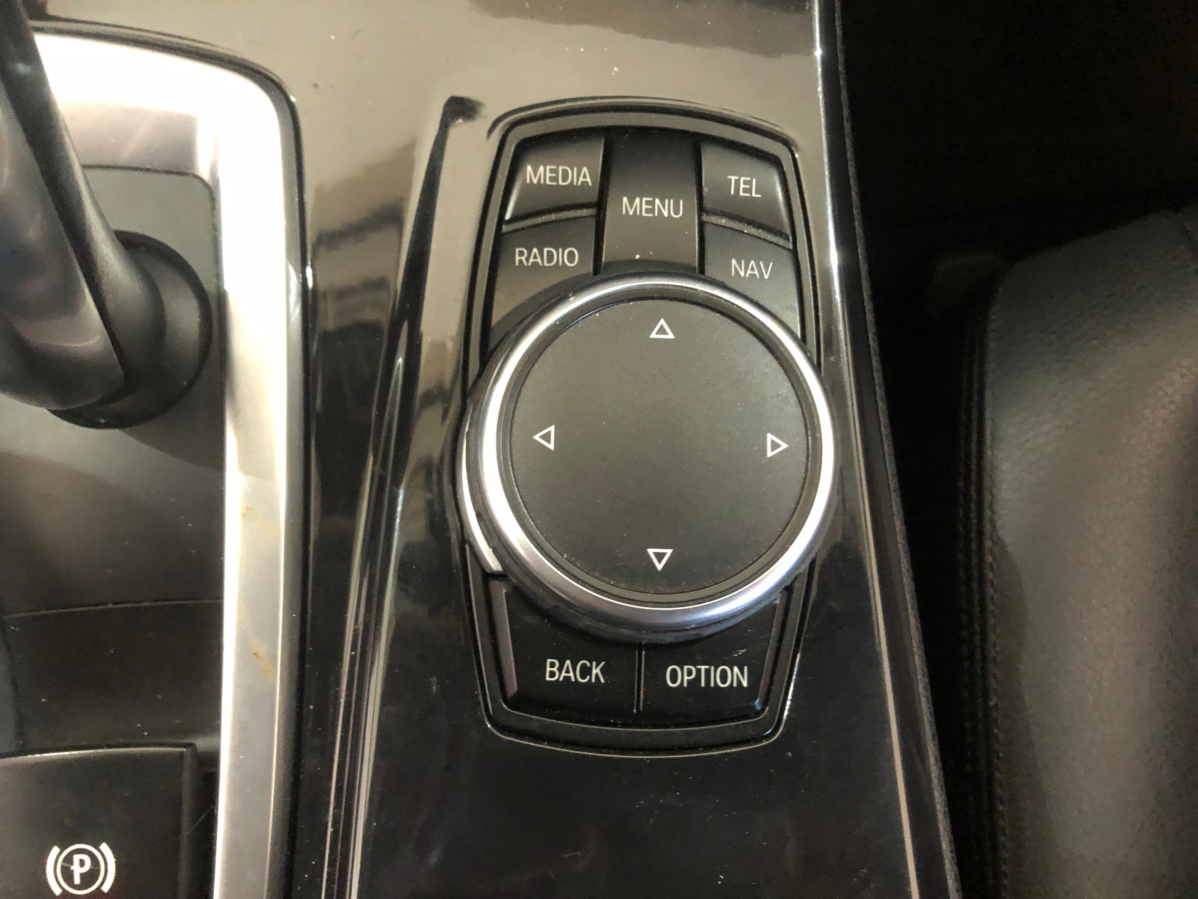 BMW 520D · Ano 2016 — imagem 27