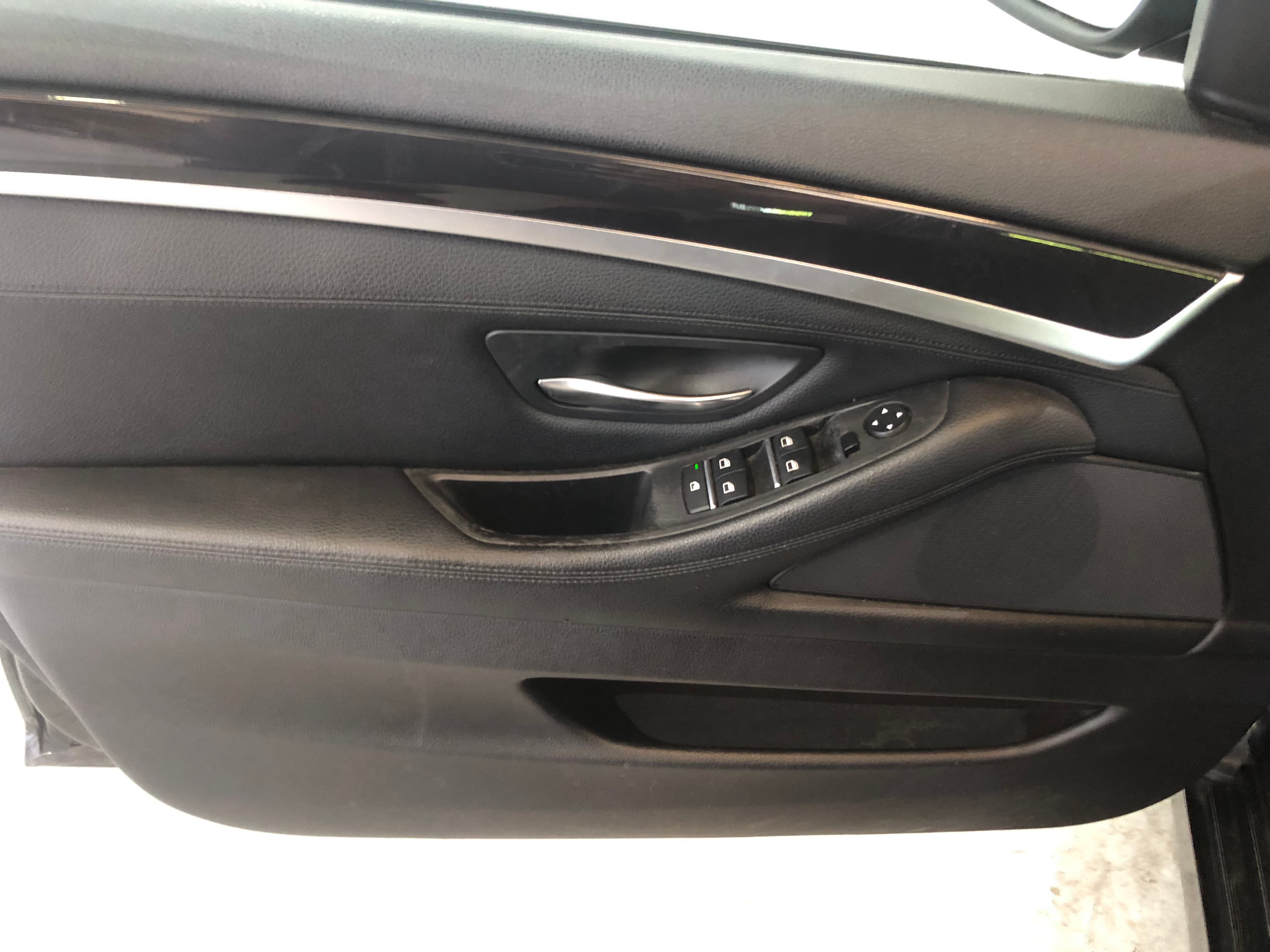 BMW 520D · Ano 2016 — imagem 20