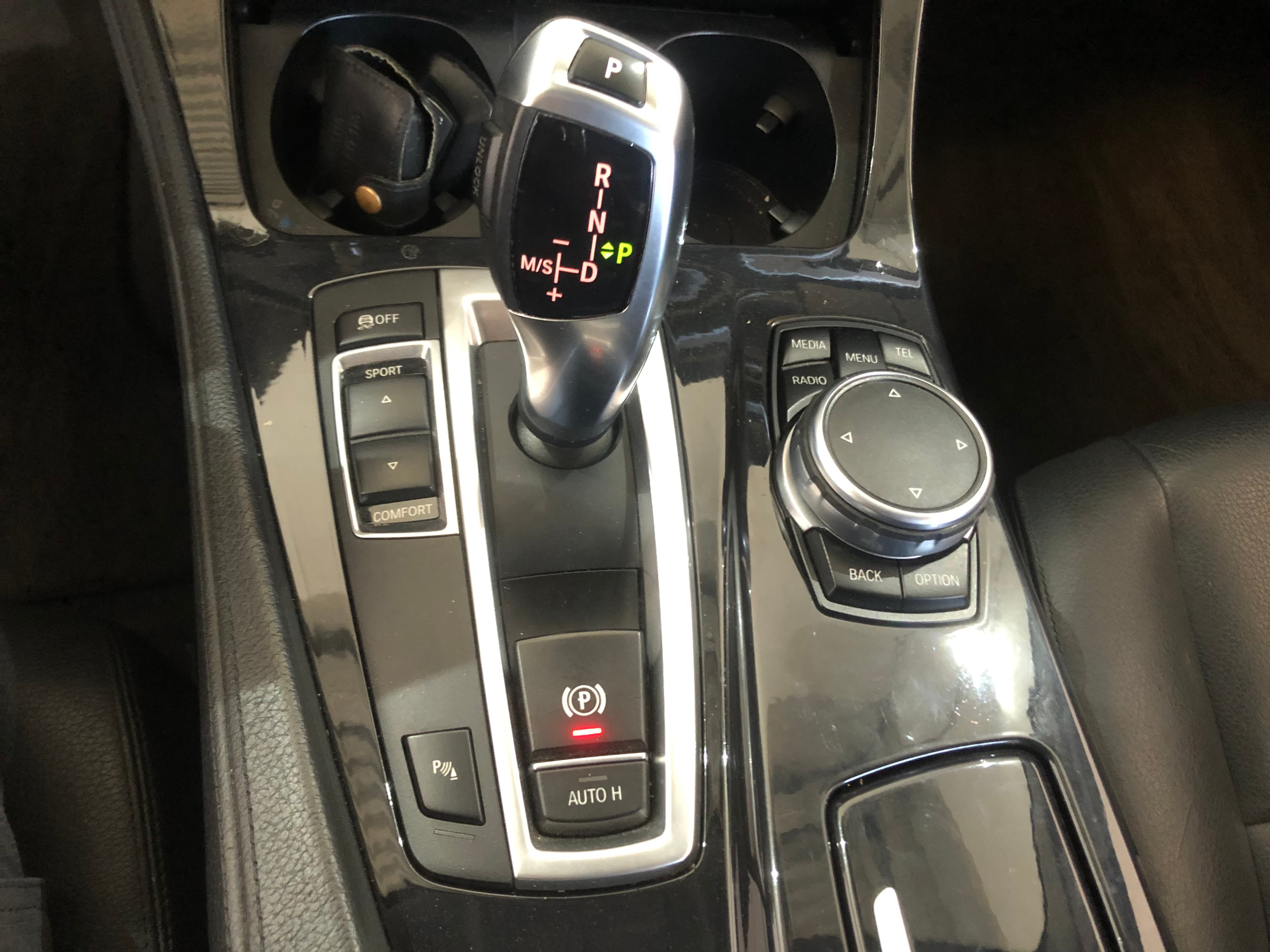 BMW 520D · Ano 2016 — imagem 26