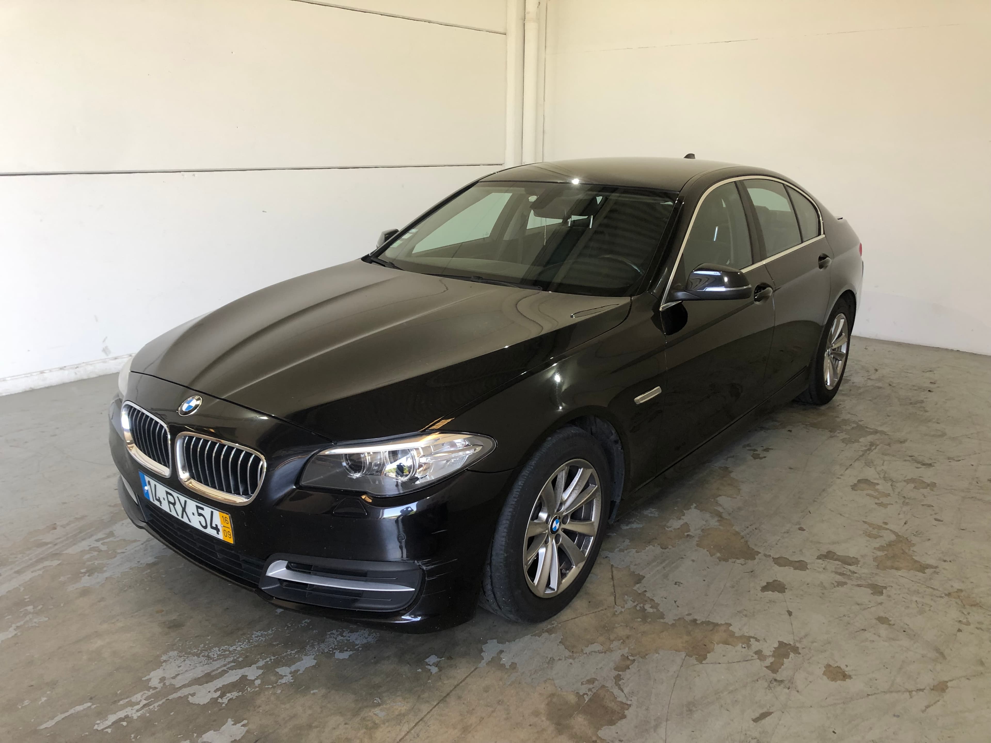 BMW 520D · Ano 2016 — imagem 3