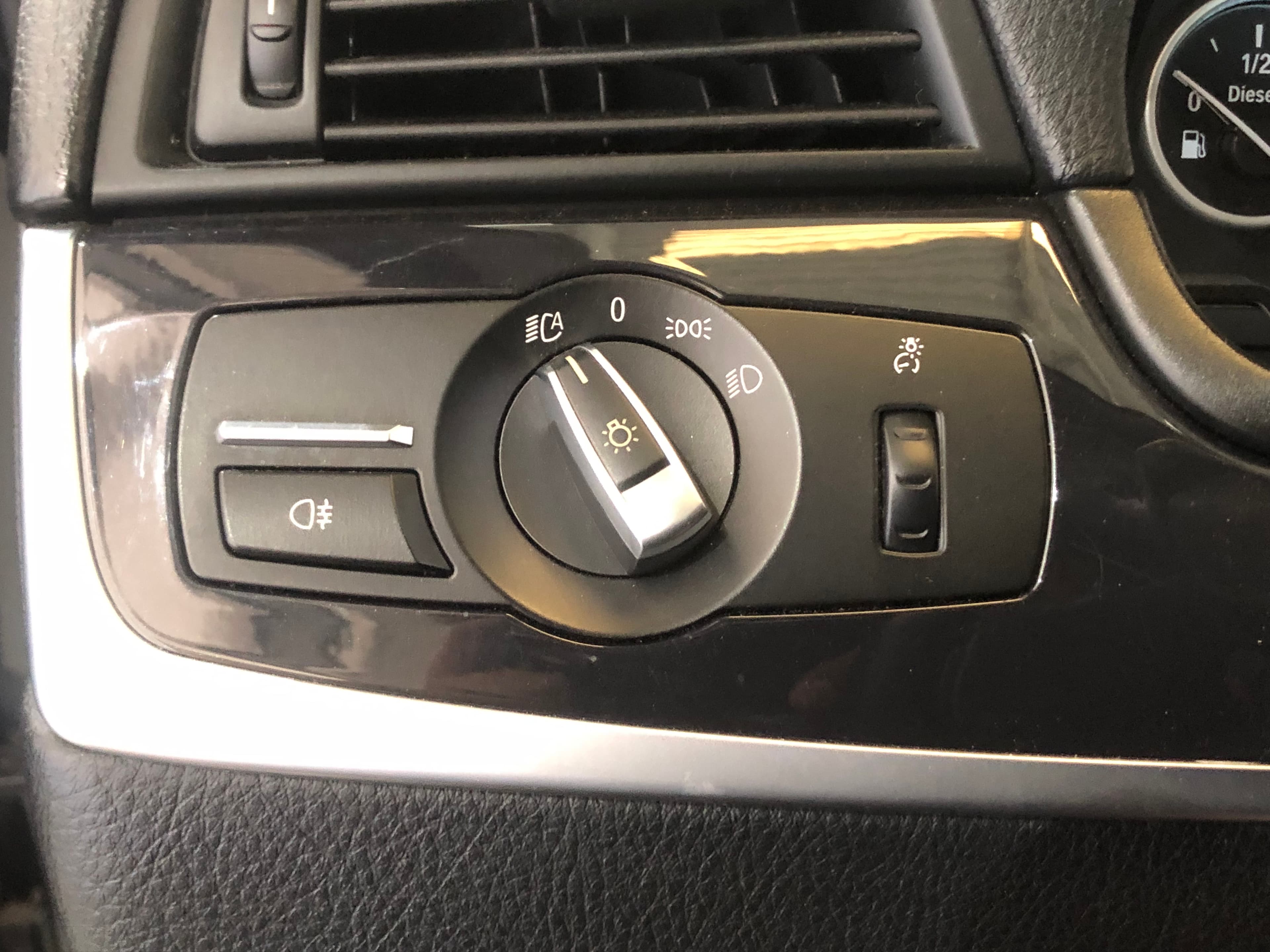 BMW 520D · Ano 2016 — imagem 14