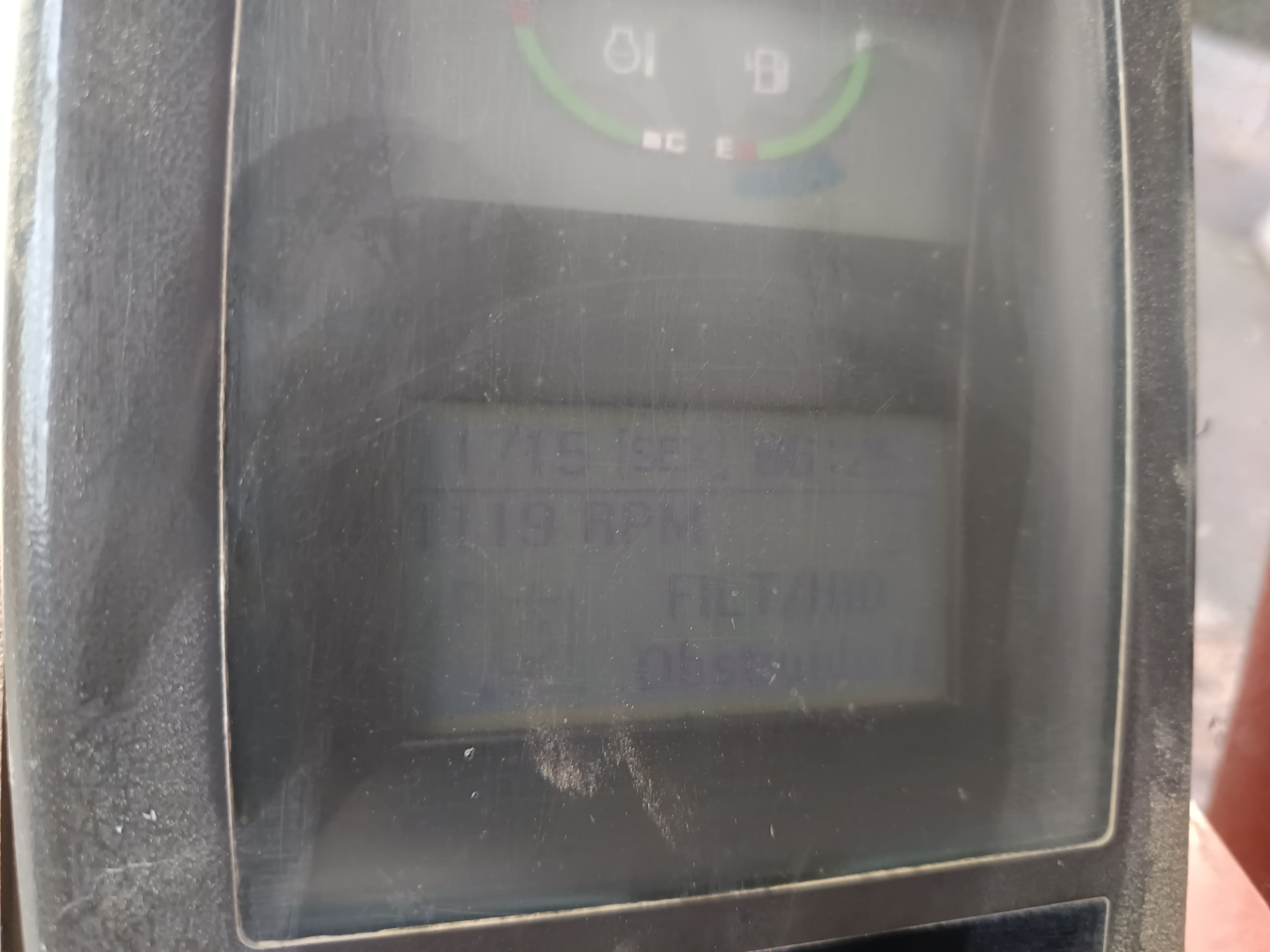 Giratória Rastos Doosan Solar 225 LCV · Ano 2005 — imagem 17