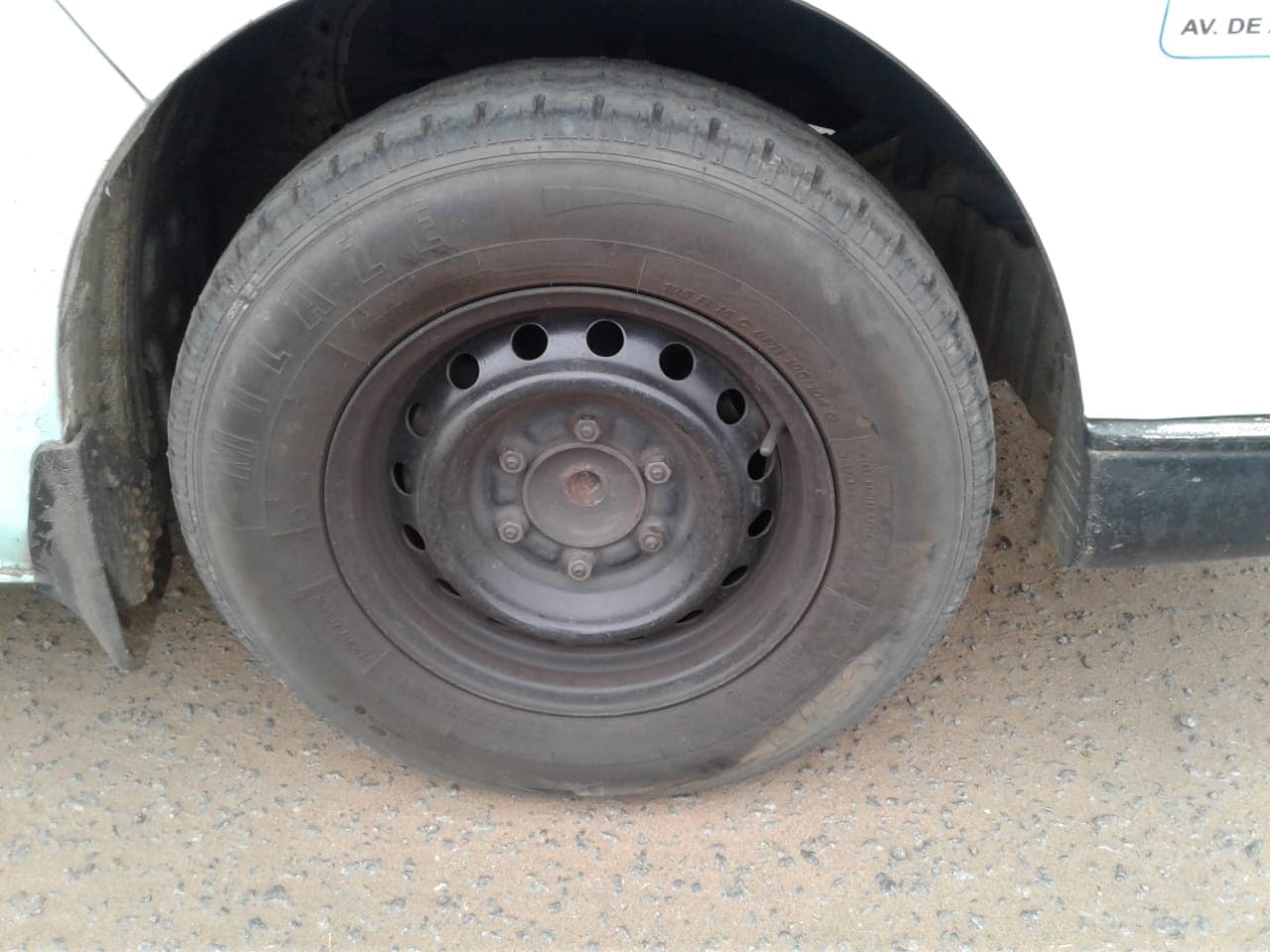 TOYOTA HIACE — imagem 3