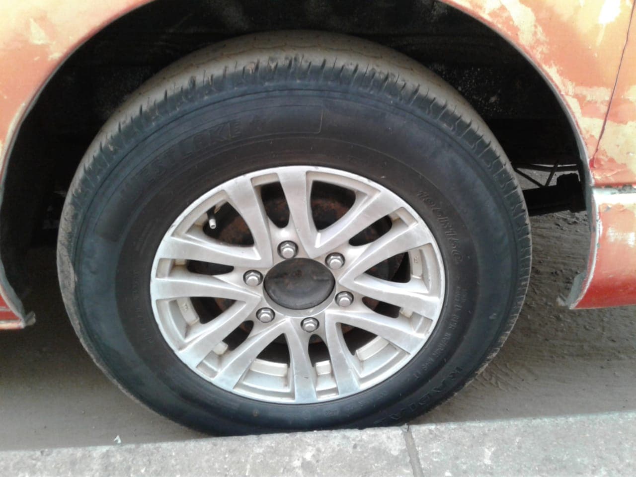 TOYOTA HIACE — image 15