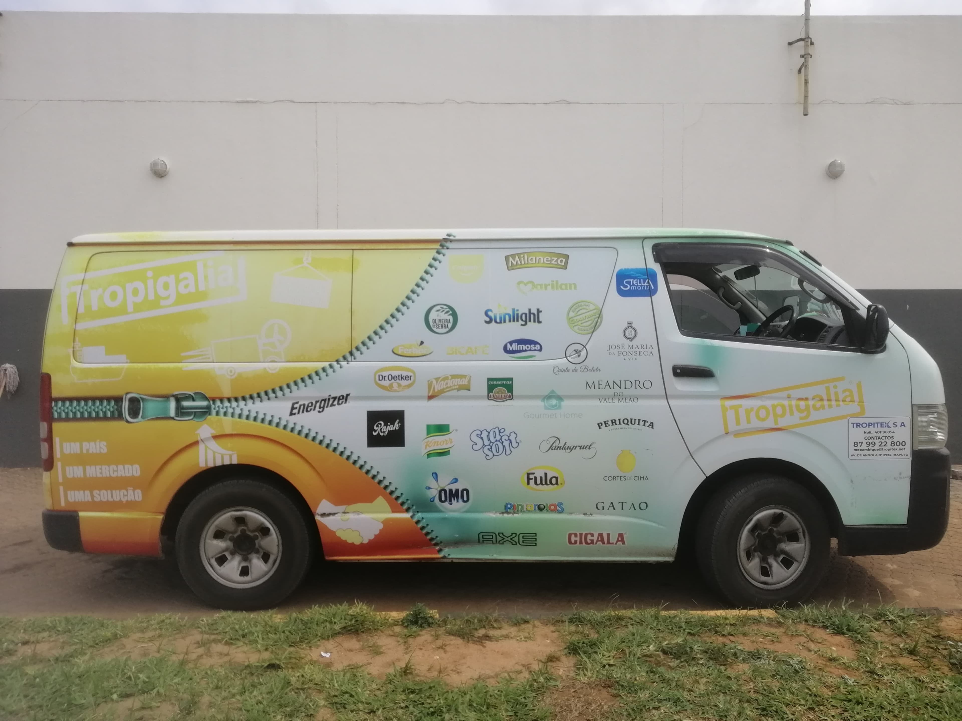 TOYOTA REGIUS 2.60M — imagen 12