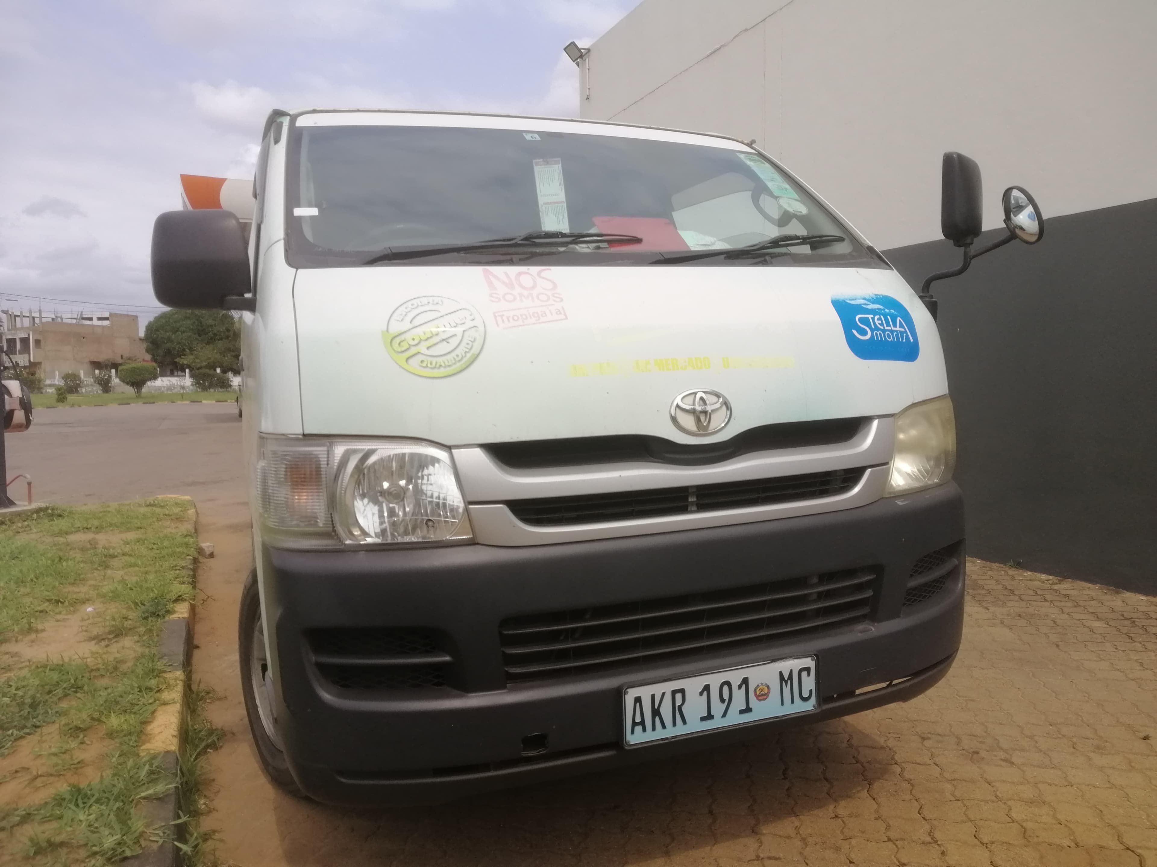 TOYOTA REGIUS 2.60M