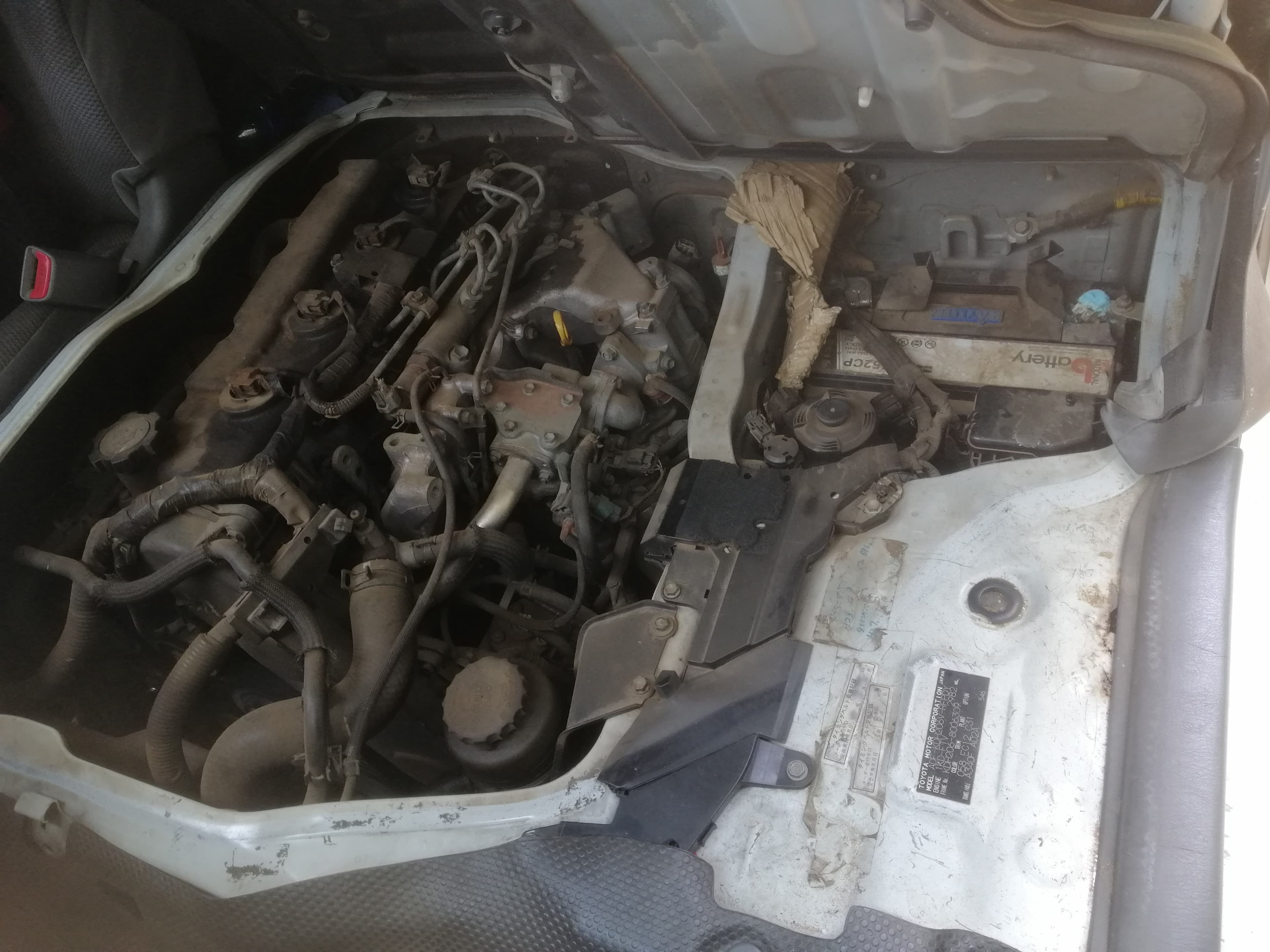 TOYOTA REGIUS 2.60M — imagen 2