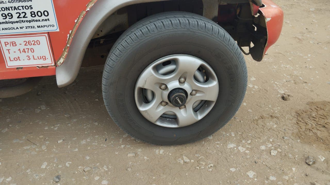 MAHINDRA BOLERO — image 9