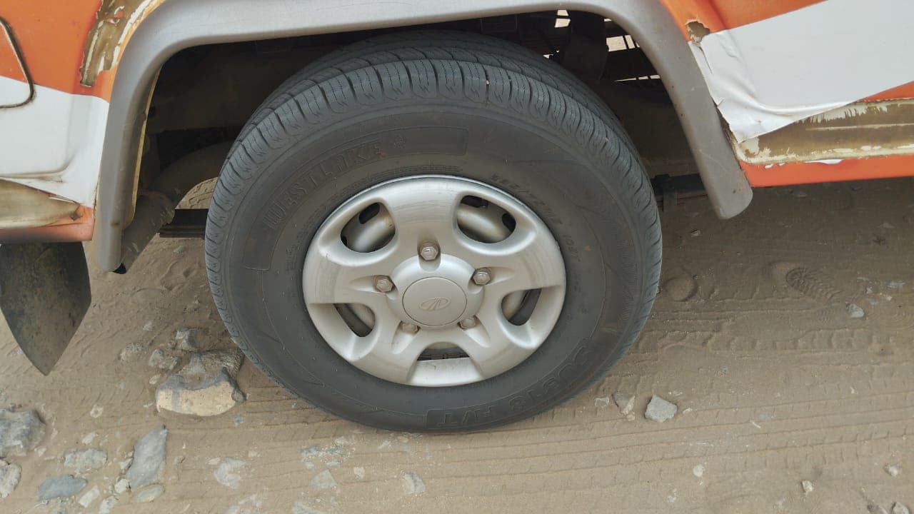 MAHINDRA BOLERO — image 4