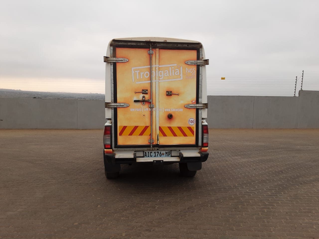 NISSAN HARDBODY — imagem 3
