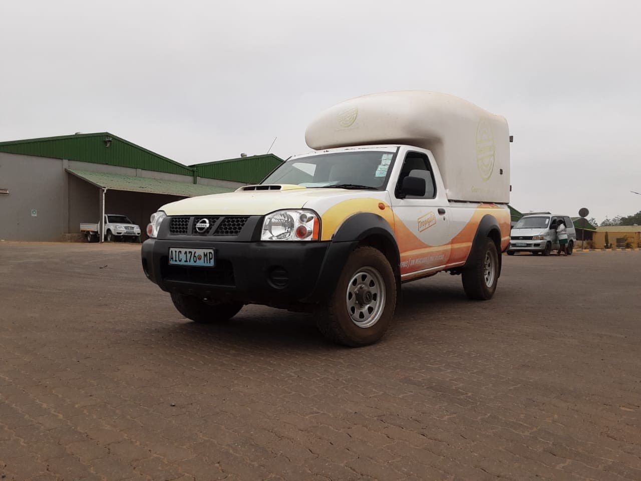 NISSAN HARDBODY — imagem 2