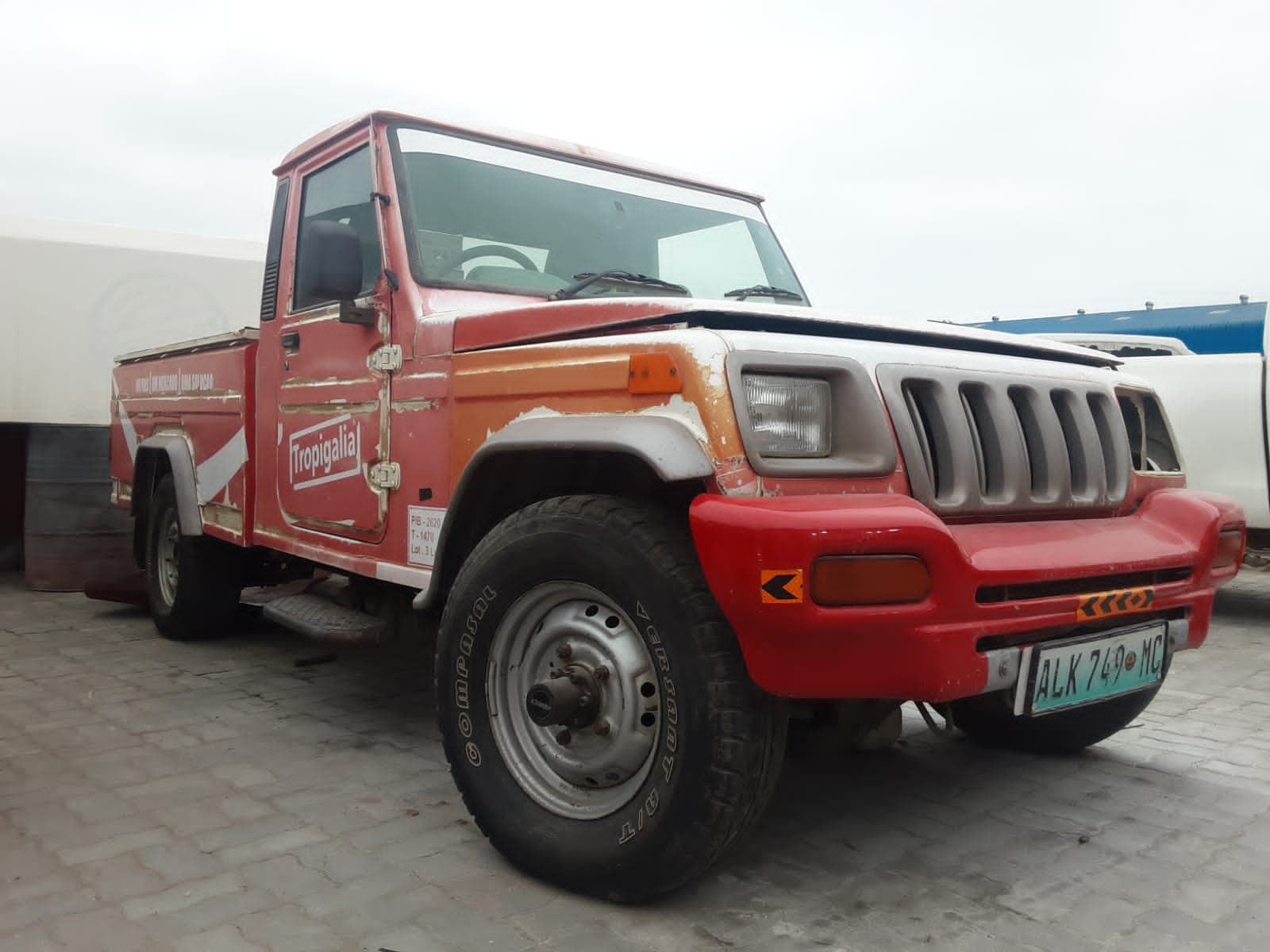 MAHINDRA BOLERO — imagem 3