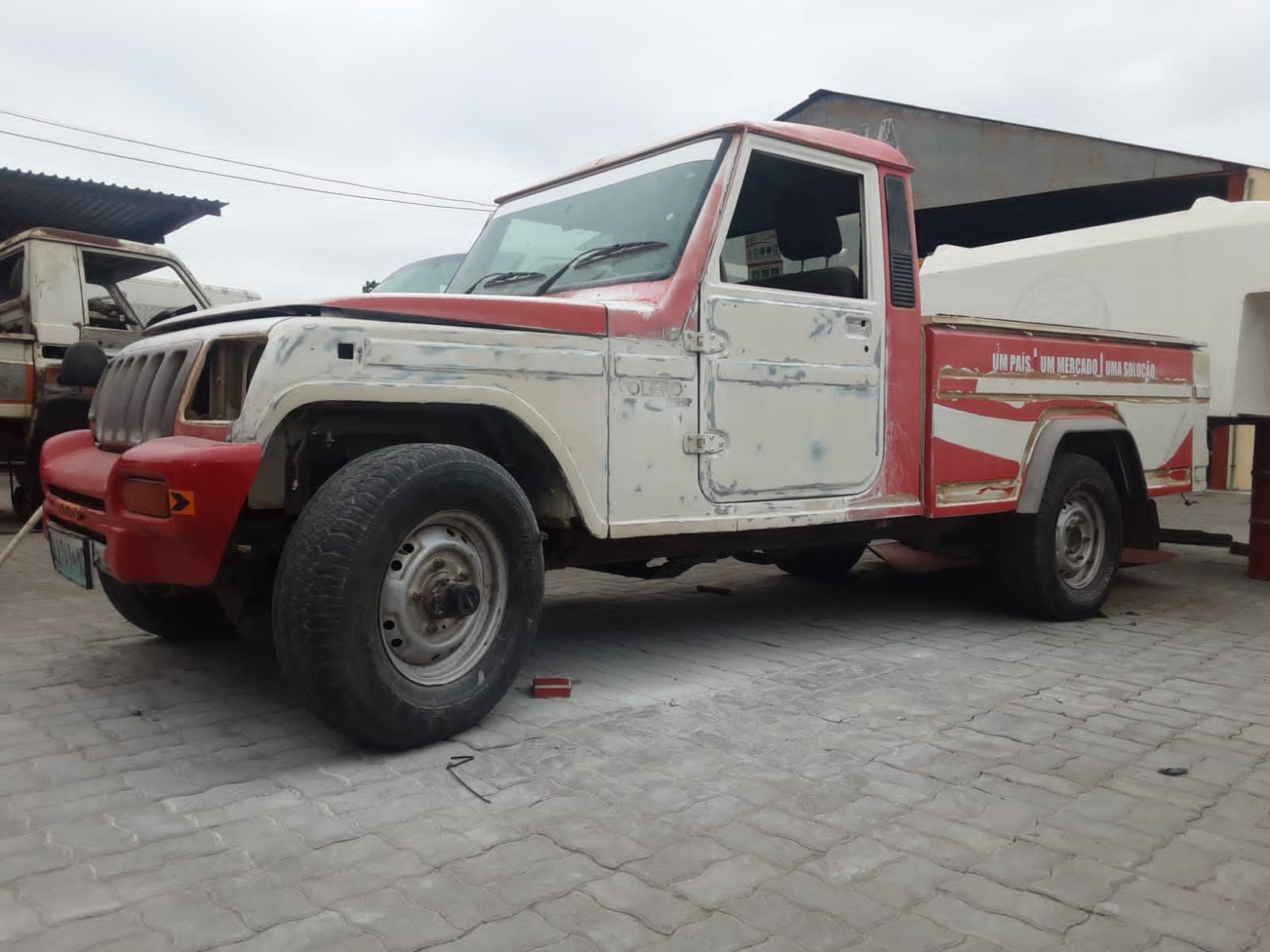 MAHINDRA BOLERO — imagem 6