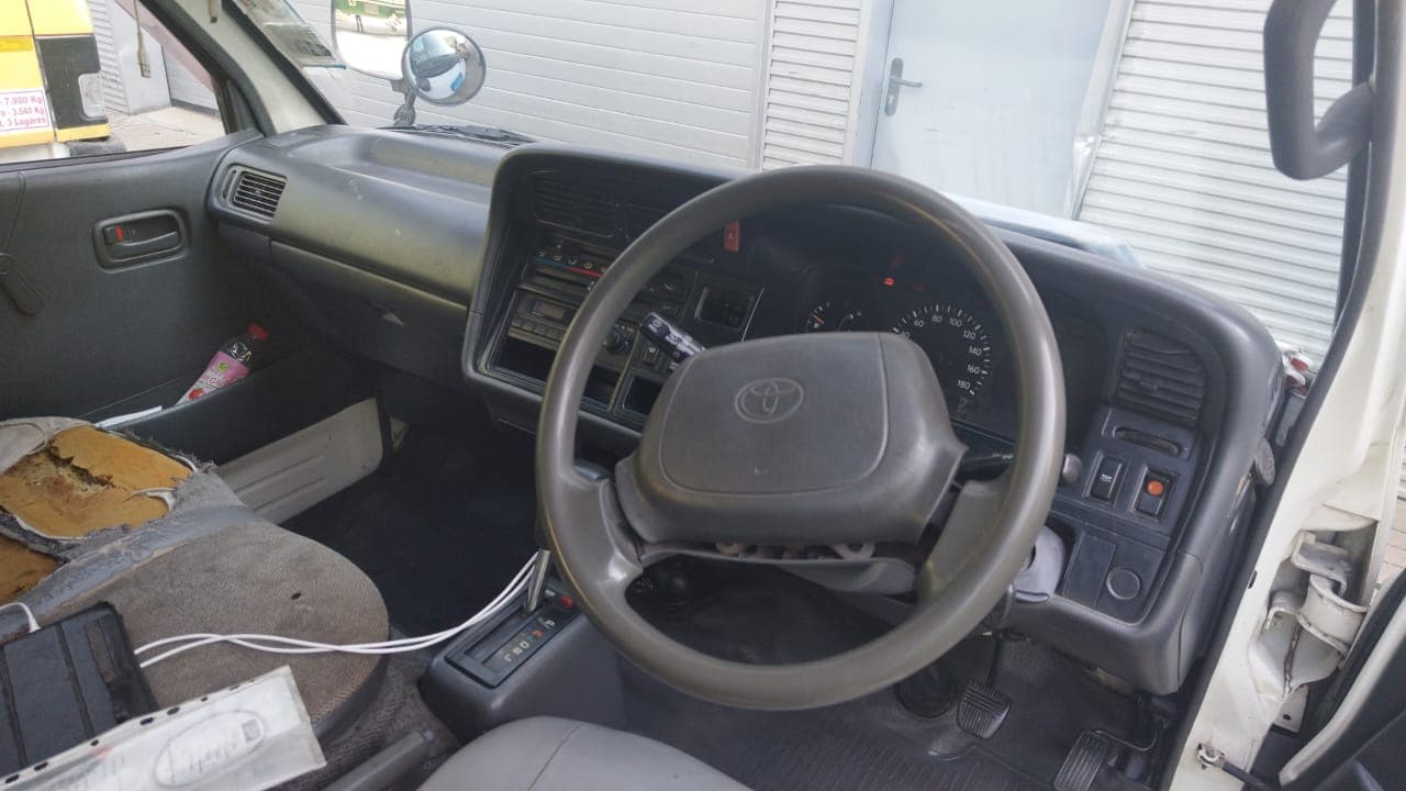 TOYOTA HIACE HIACE  5L  — imagem 7