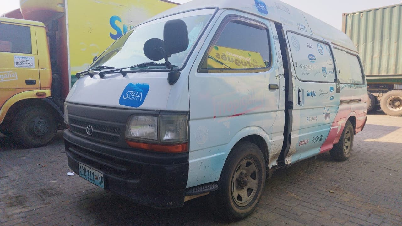 TOYOTA HIACE HIACE  5L 