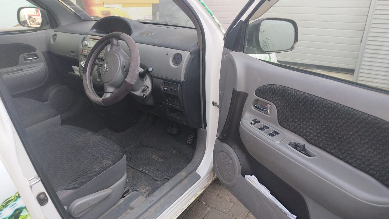 TOYOTA SIENTA — imagen 7