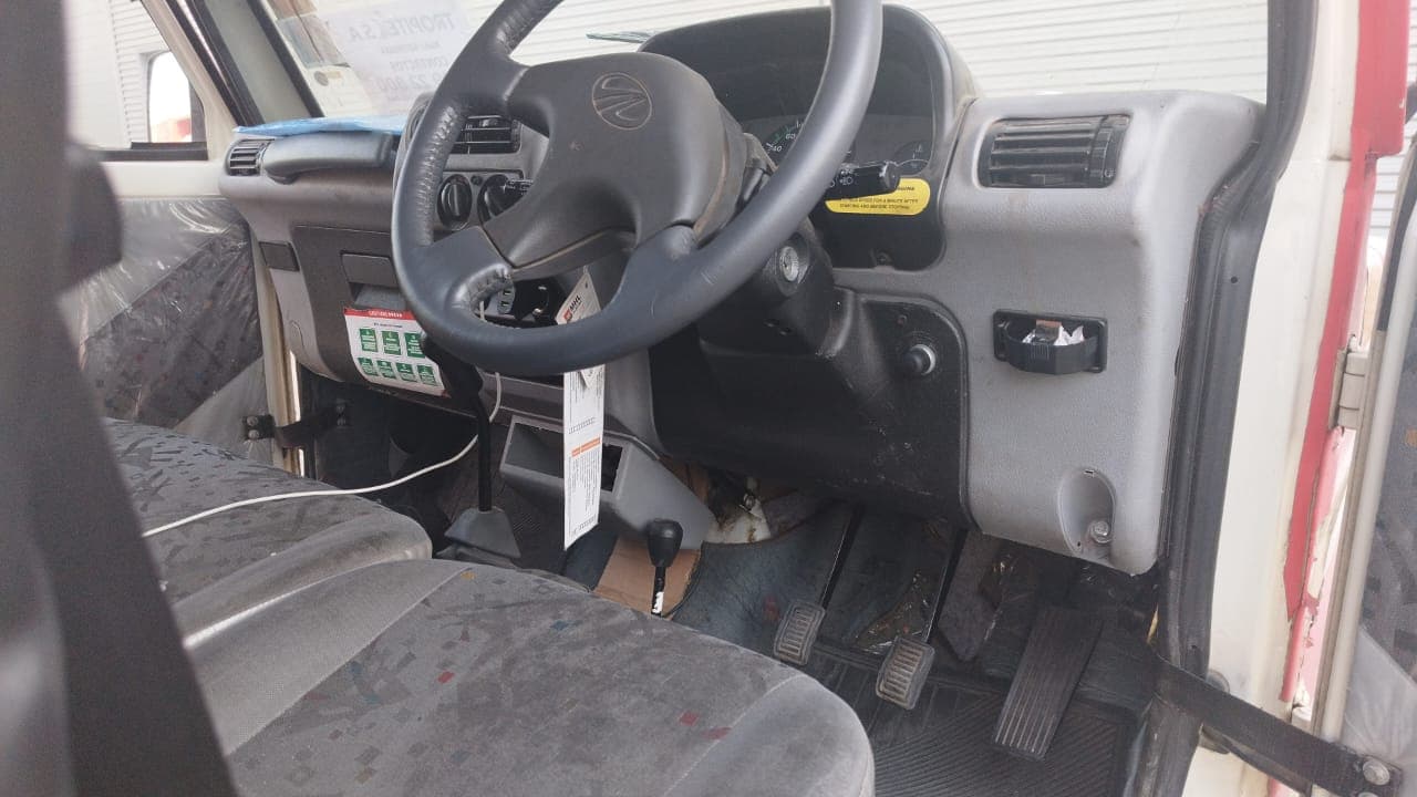 MAHINDRA BOLERO — imagem 4