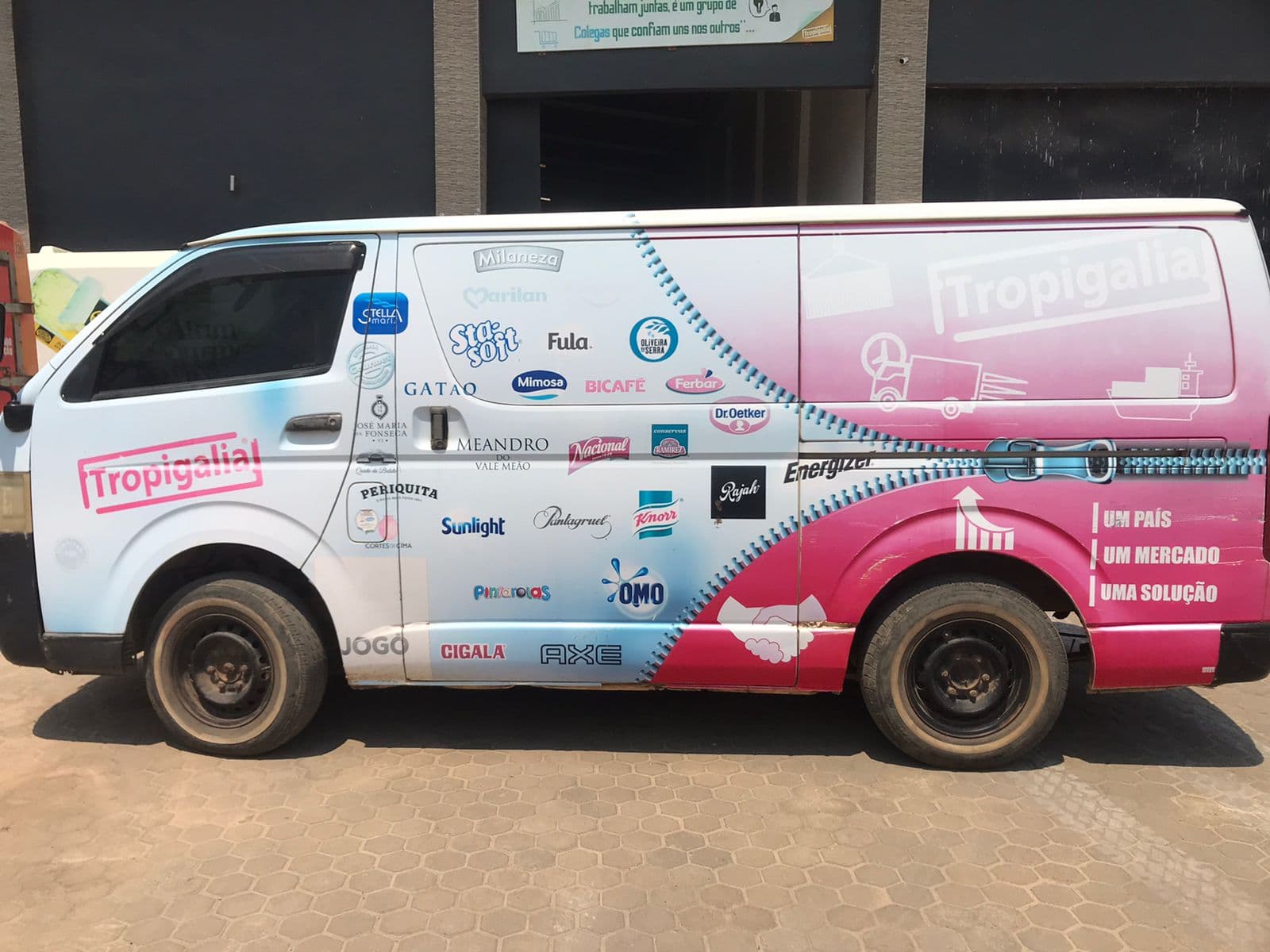 TOYOTA HIACE 2KD — image 10