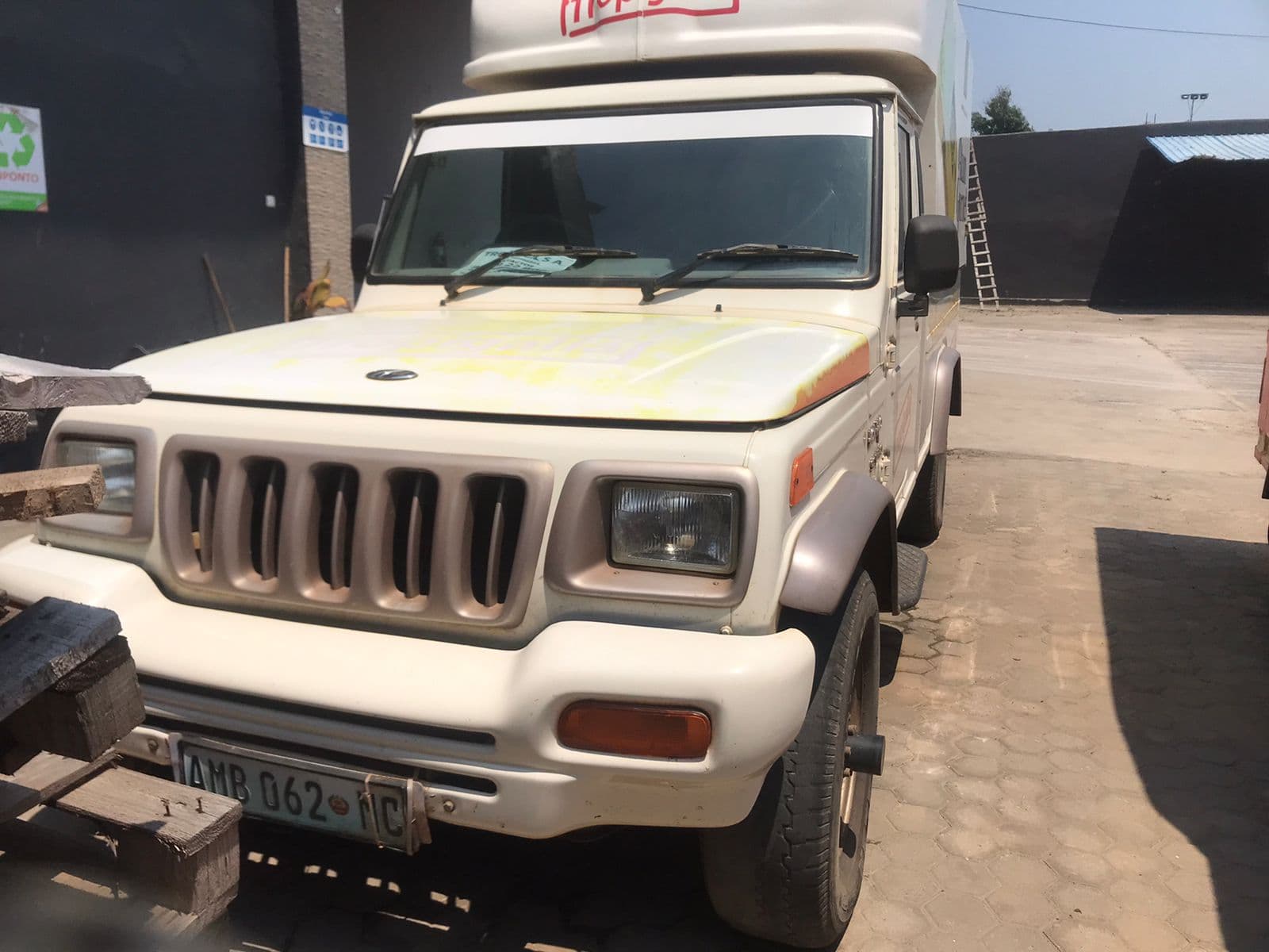 MAHINDRA BOLERO — imagem 4