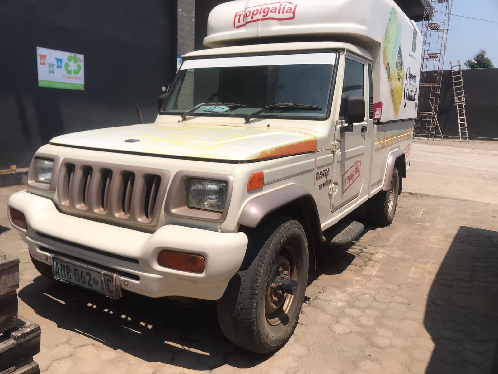 MAHINDRA BOLERO