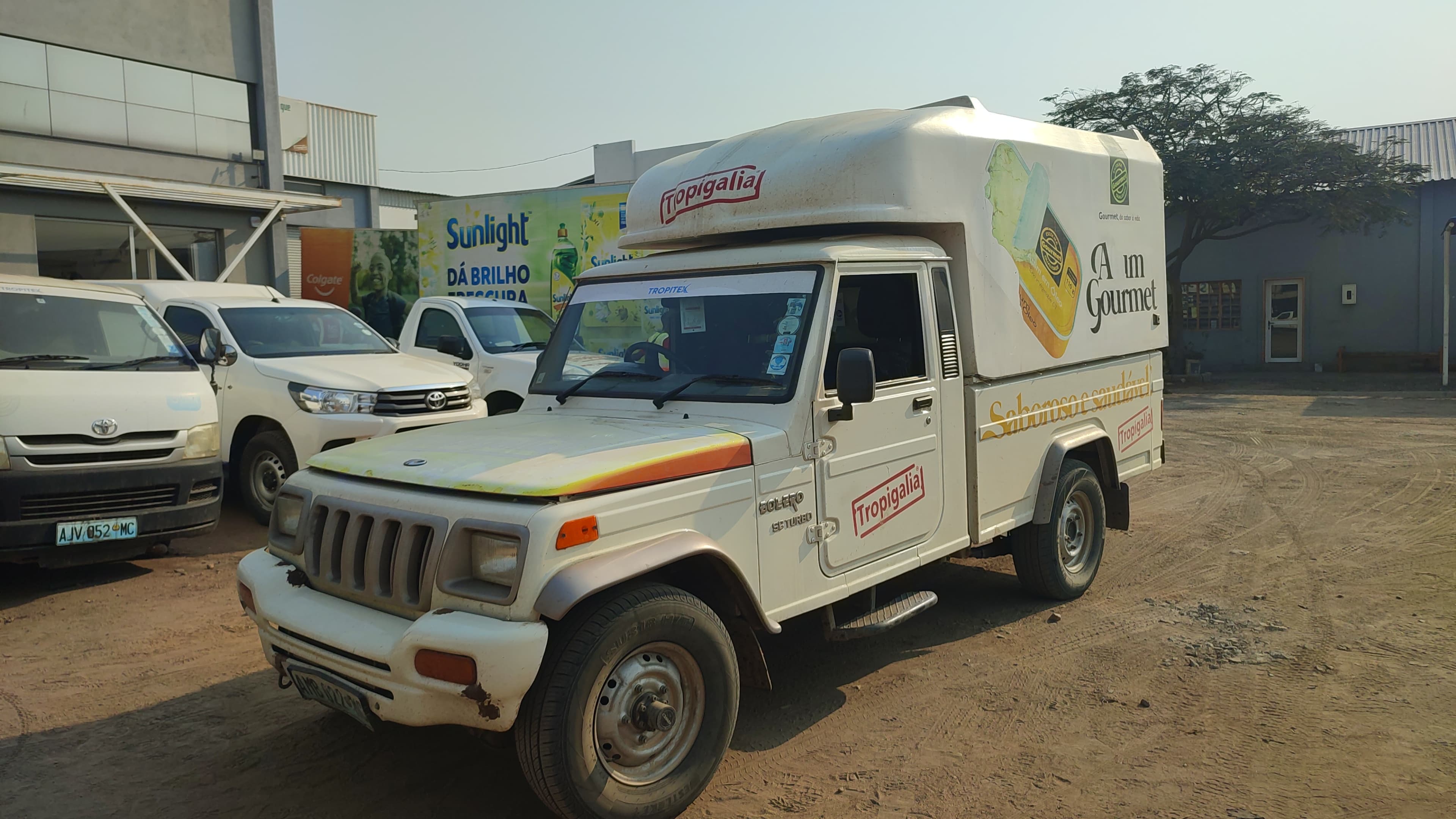 MAHINDRA BOLERO