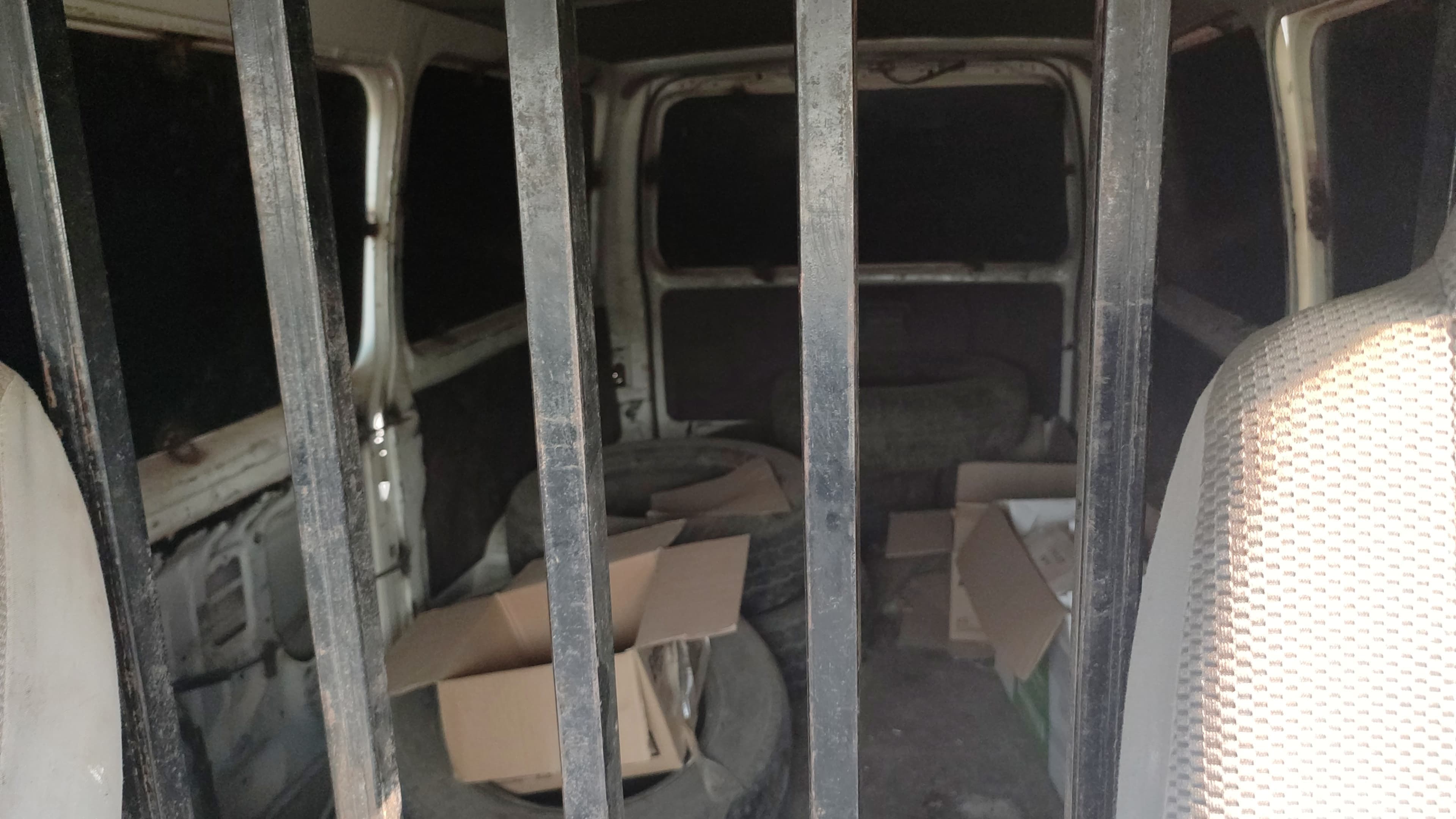 TOYOTA HIACE 1KD — imagen 11