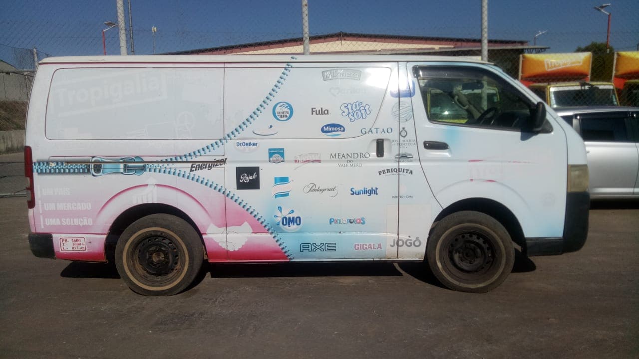 TOYOTA HIACE — imagem 2