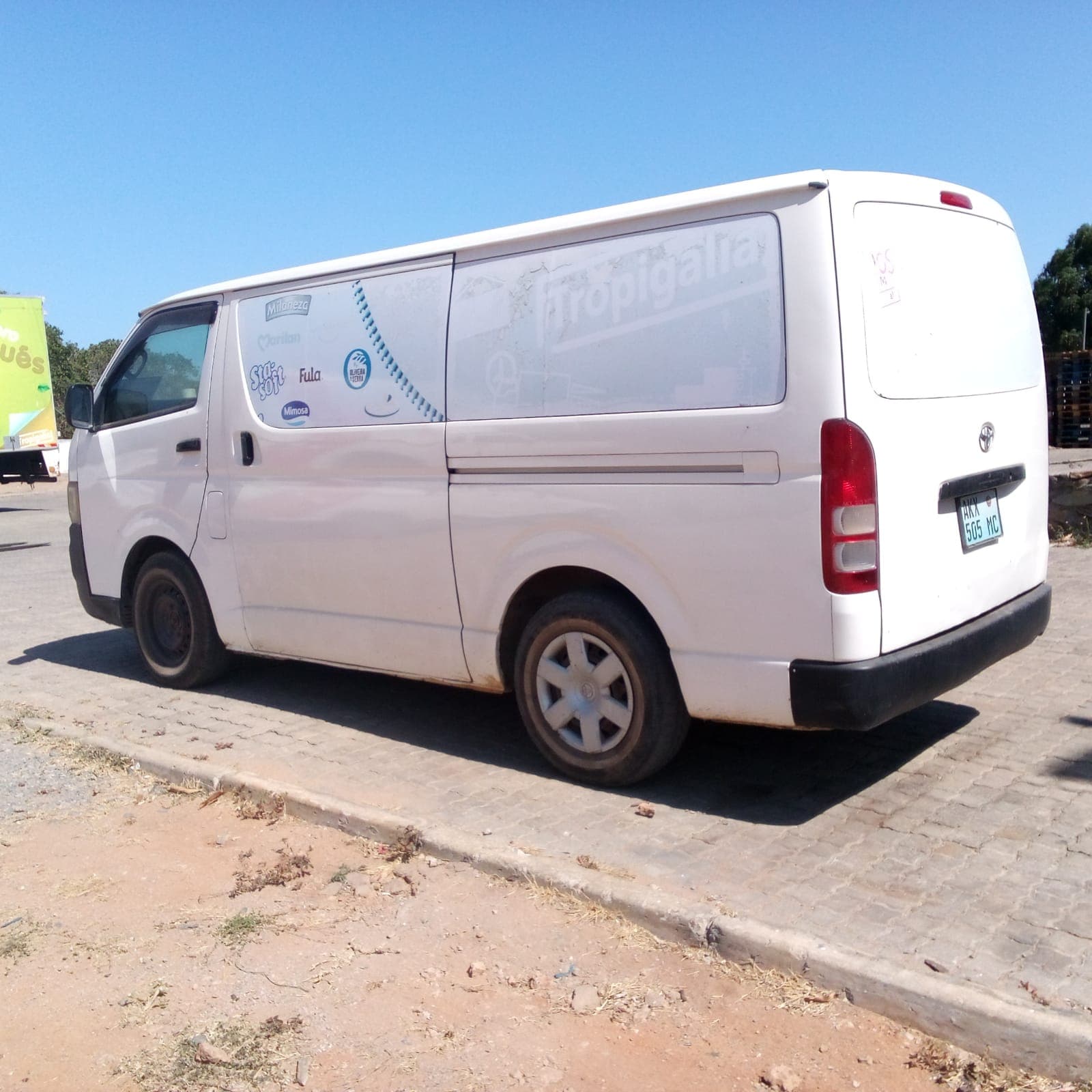TOYOTA HIACE — imagem 3