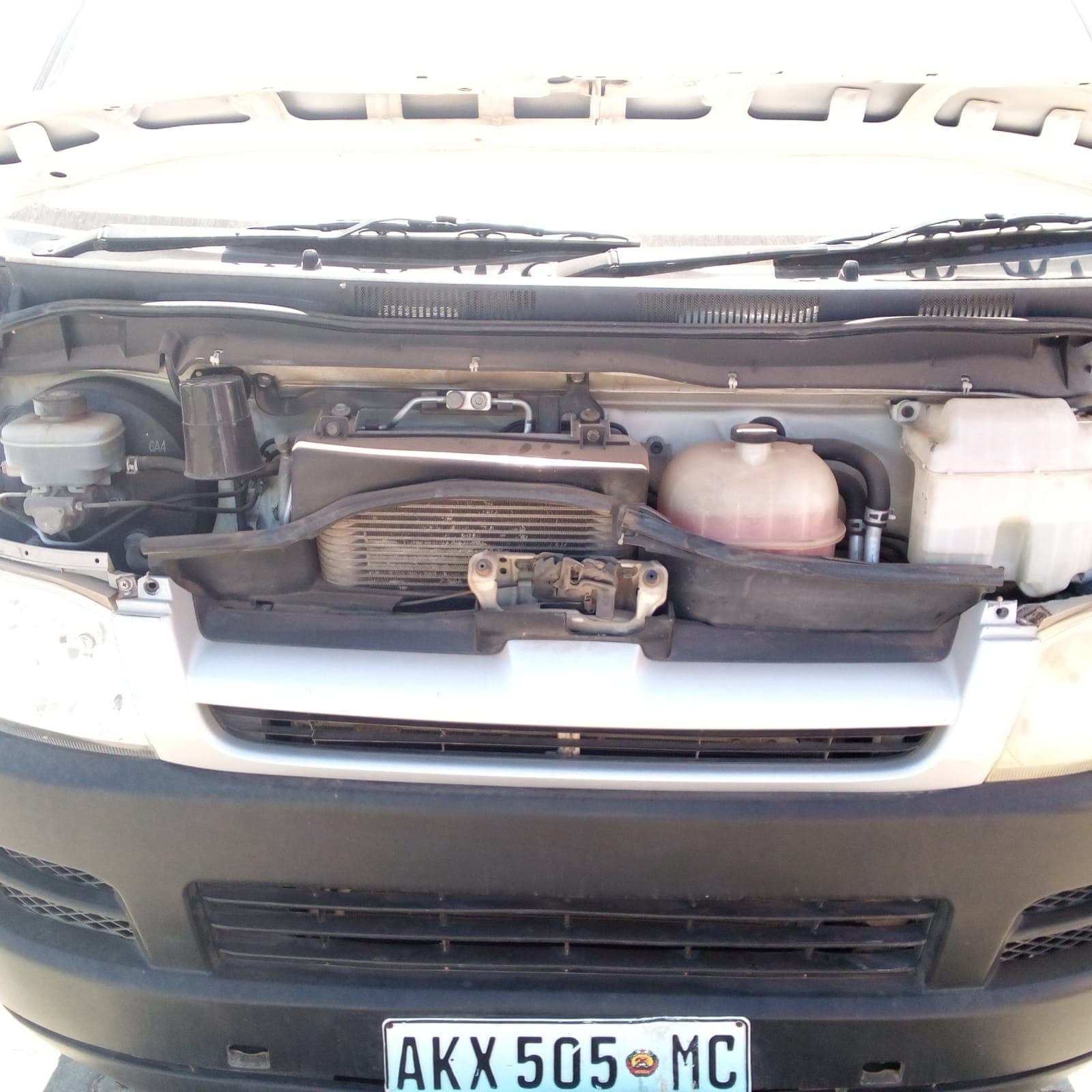 TOYOTA HIACE — imagem 13
