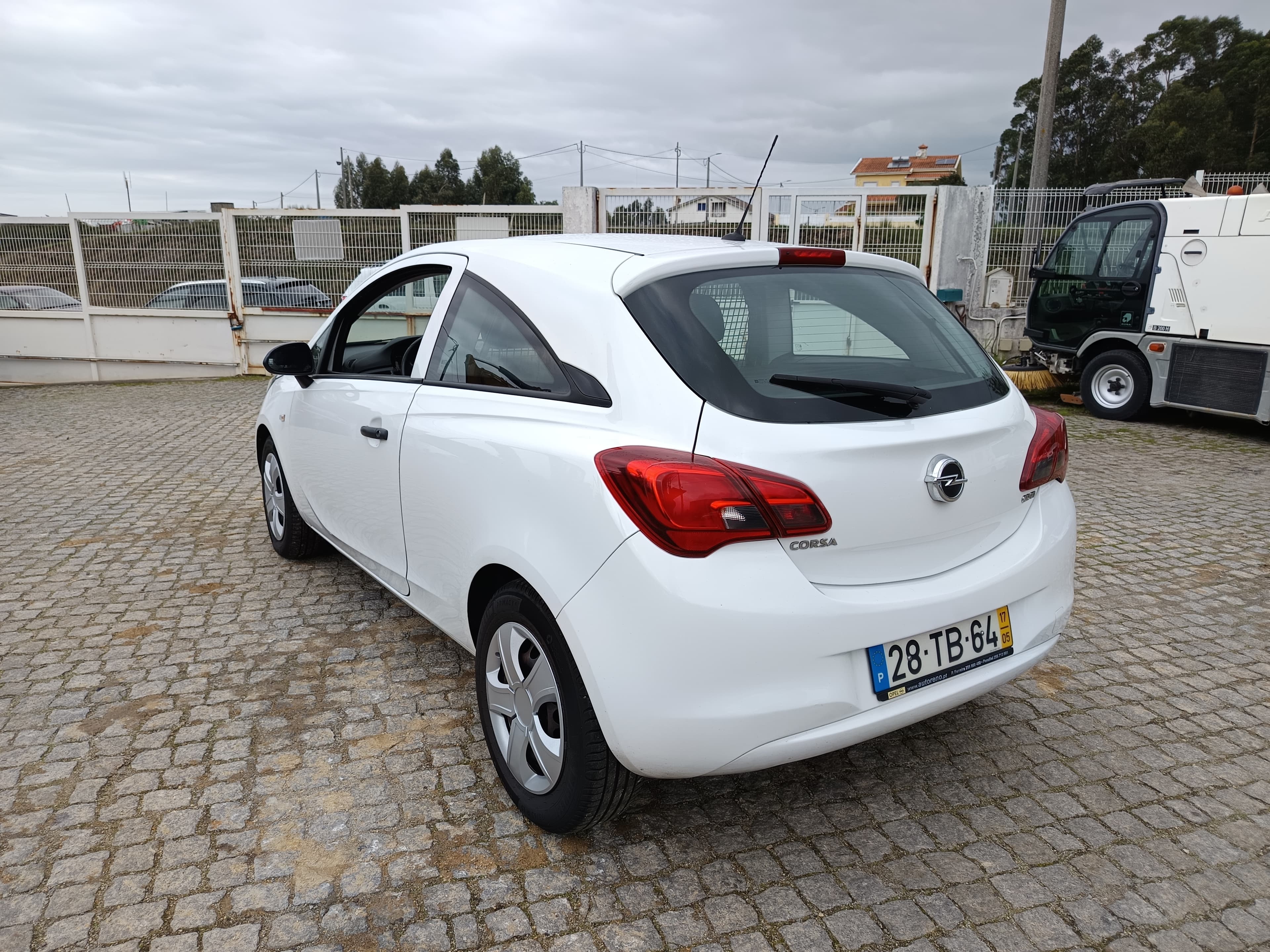 Opel Corsa · Ano 2017 — imagem 6