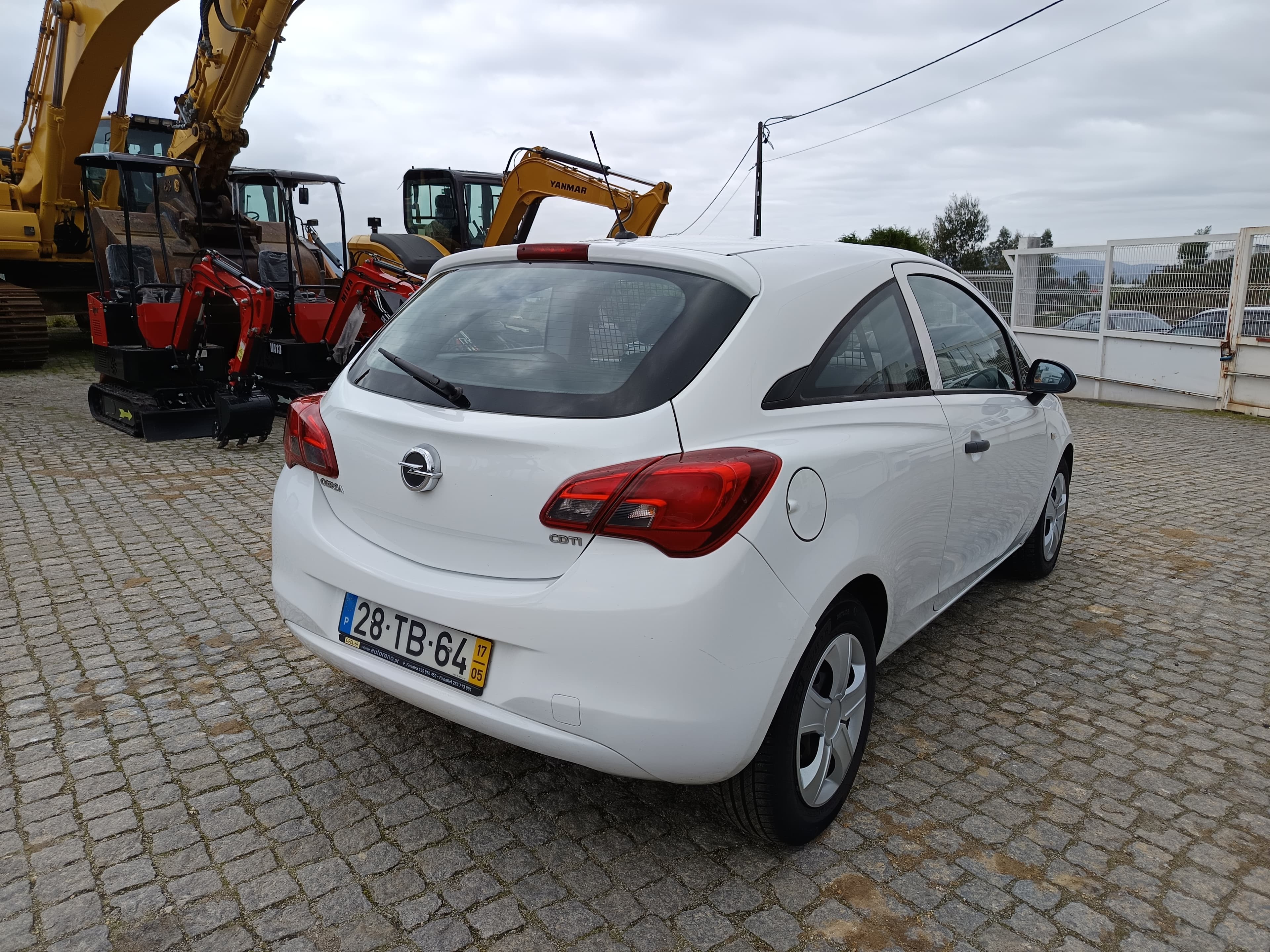 Opel Corsa · Ano 2017 — imagem 4