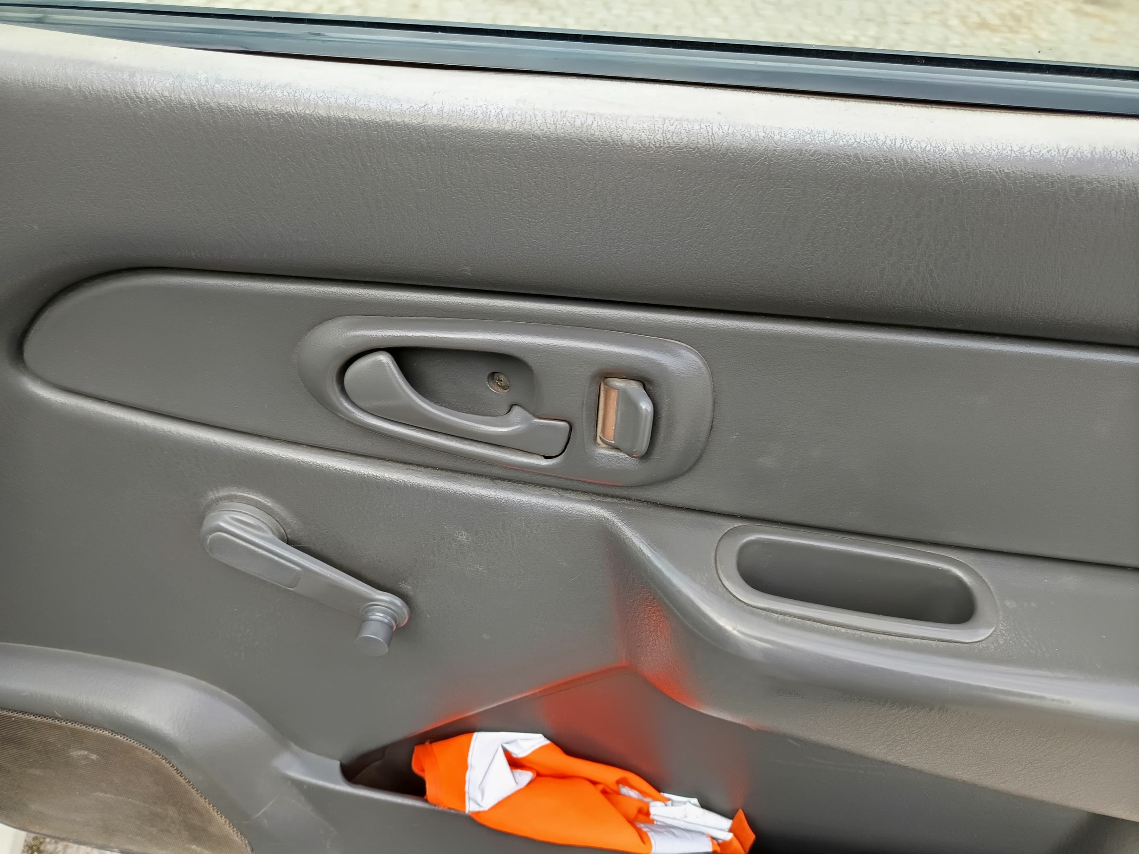 Mitsubishi L200 · Ano 2000 — imagen 25