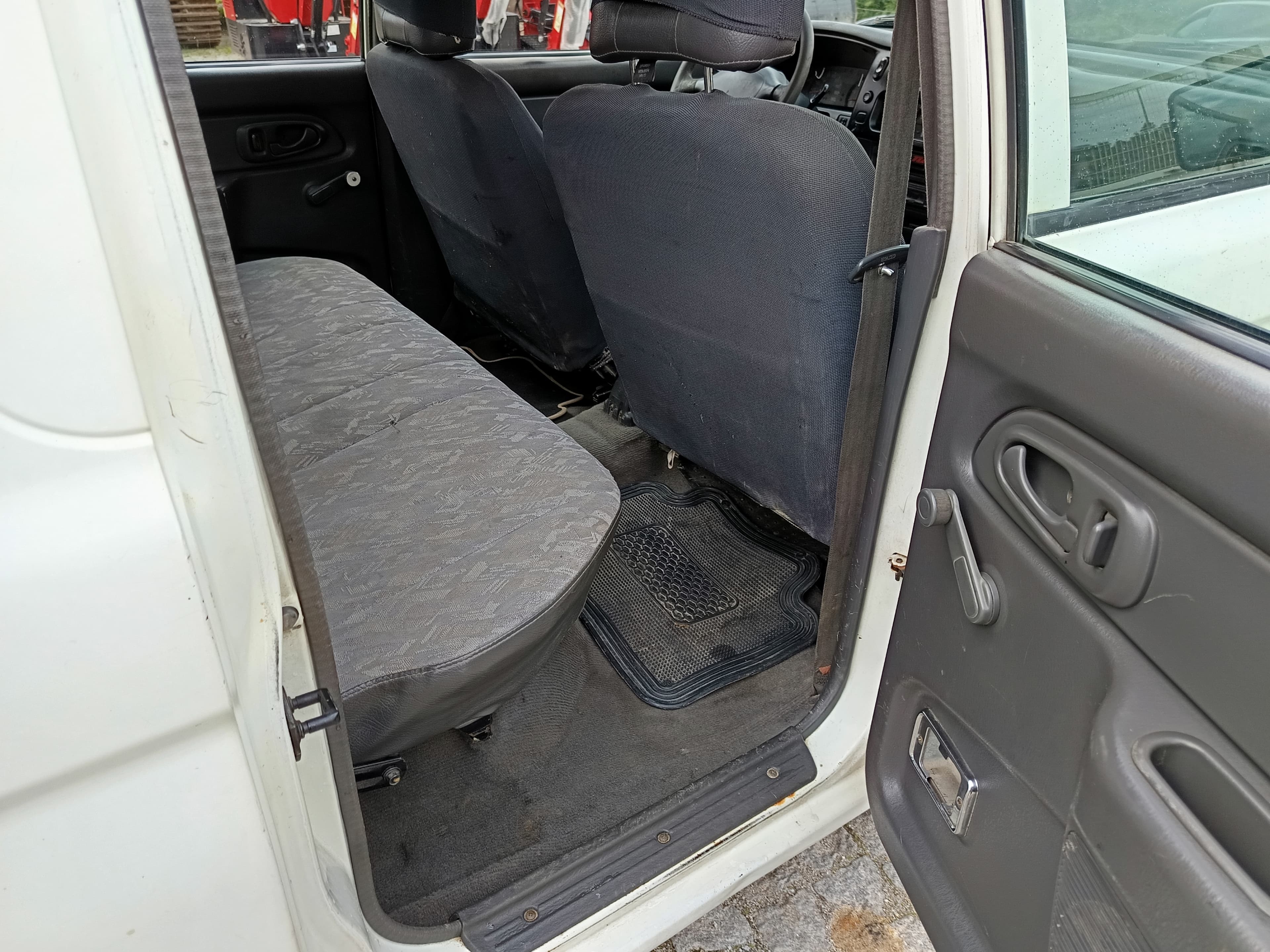 Mitsubishi L200 · Ano 2000 — imagen 21