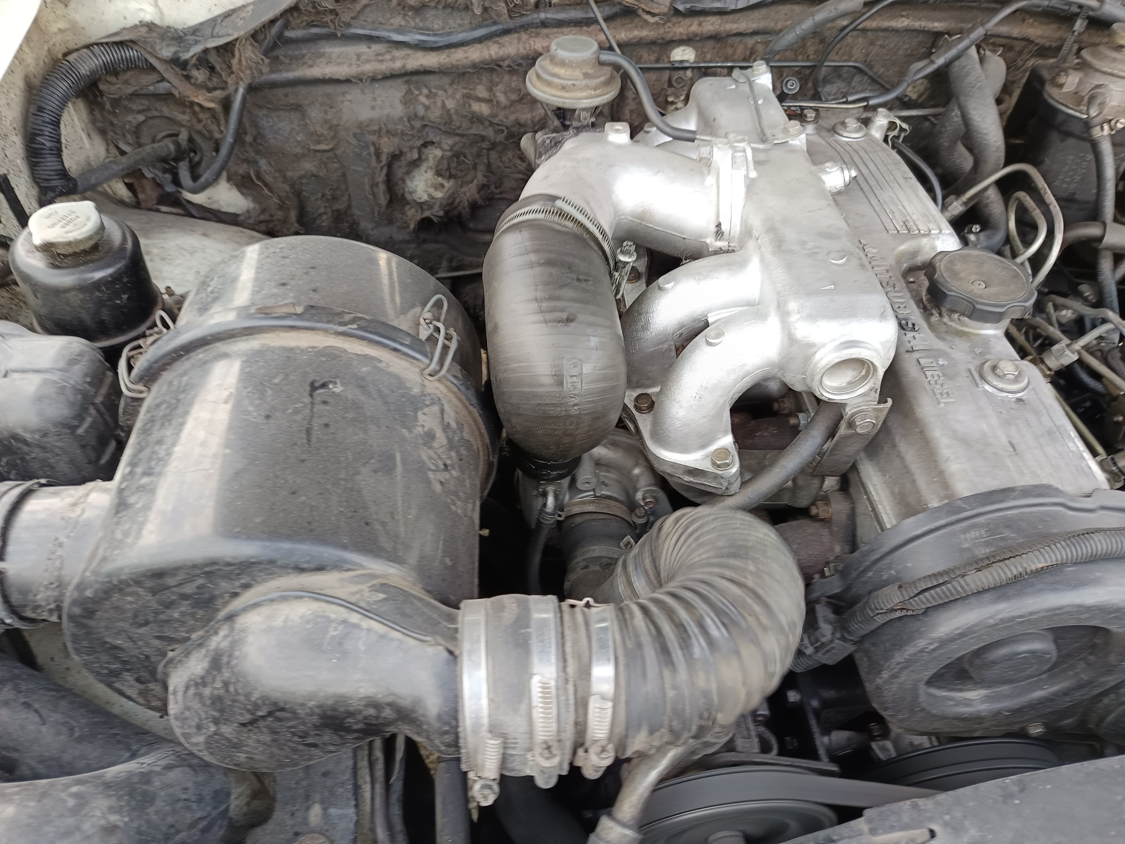 Mitsubishi L200 · Ano 2000 — imagen 18