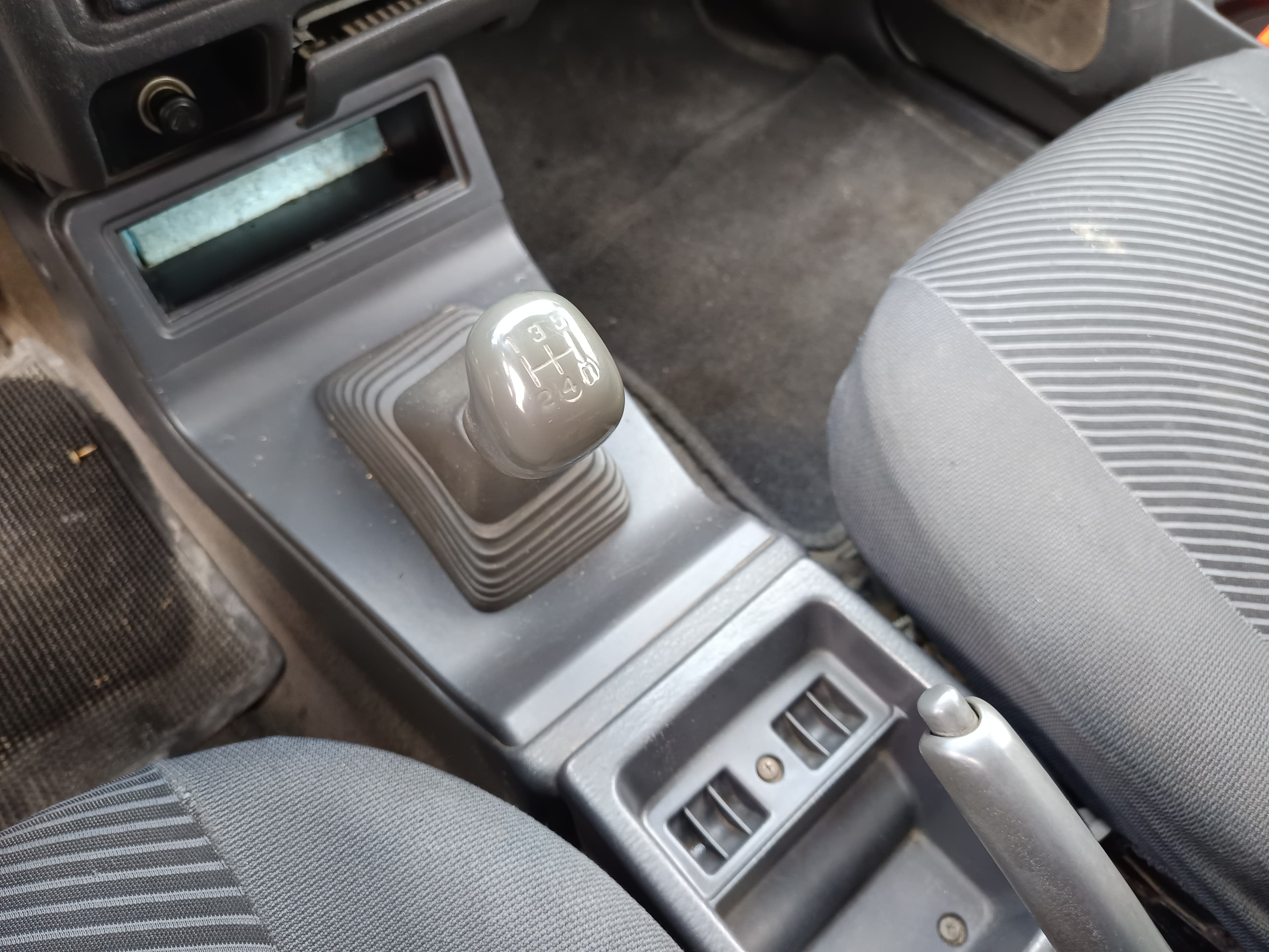 Mitsubishi L200 · Ano 2000 — imagen 38