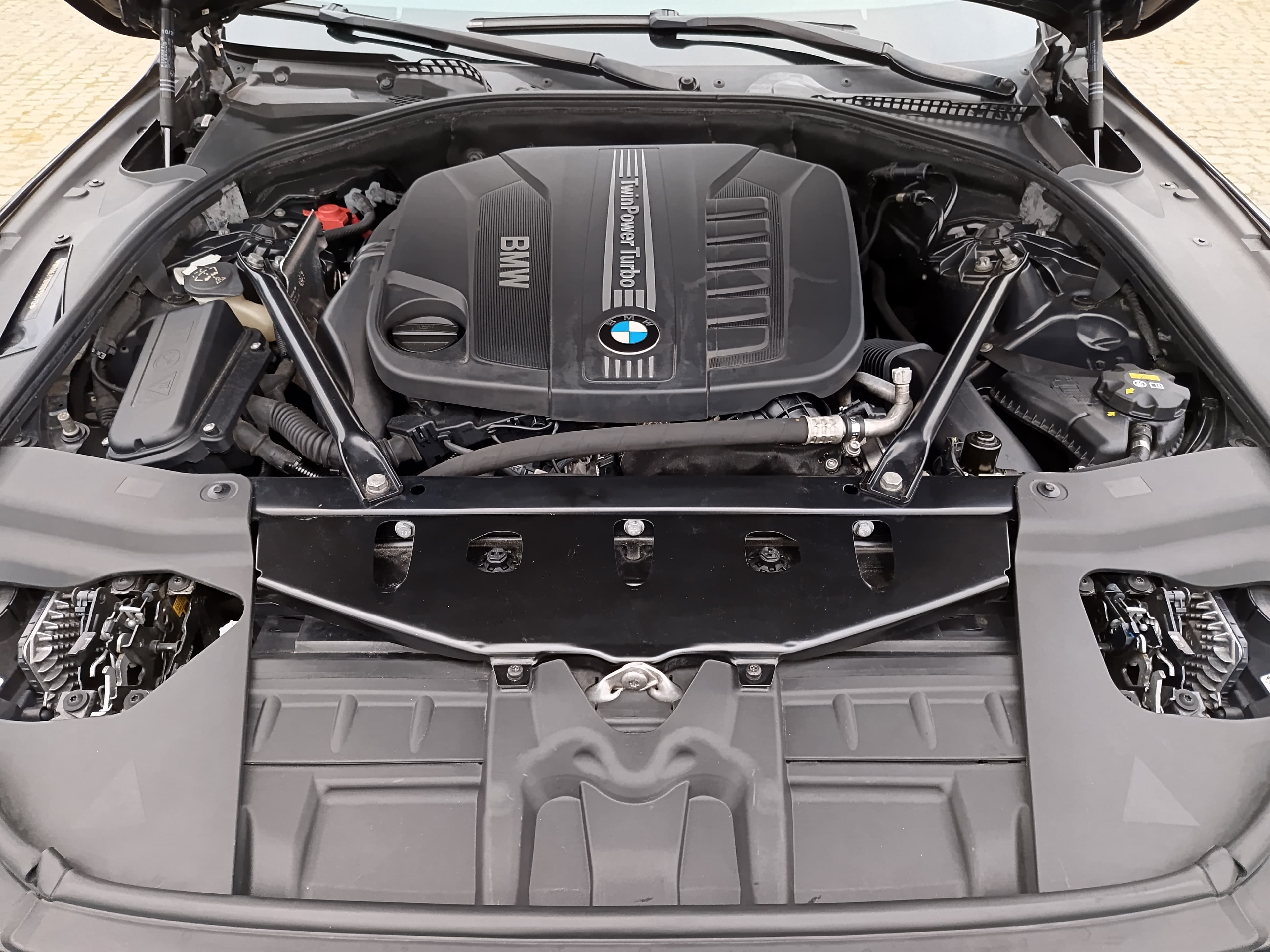 BMW 640D · Ano 2016 — imagem 16