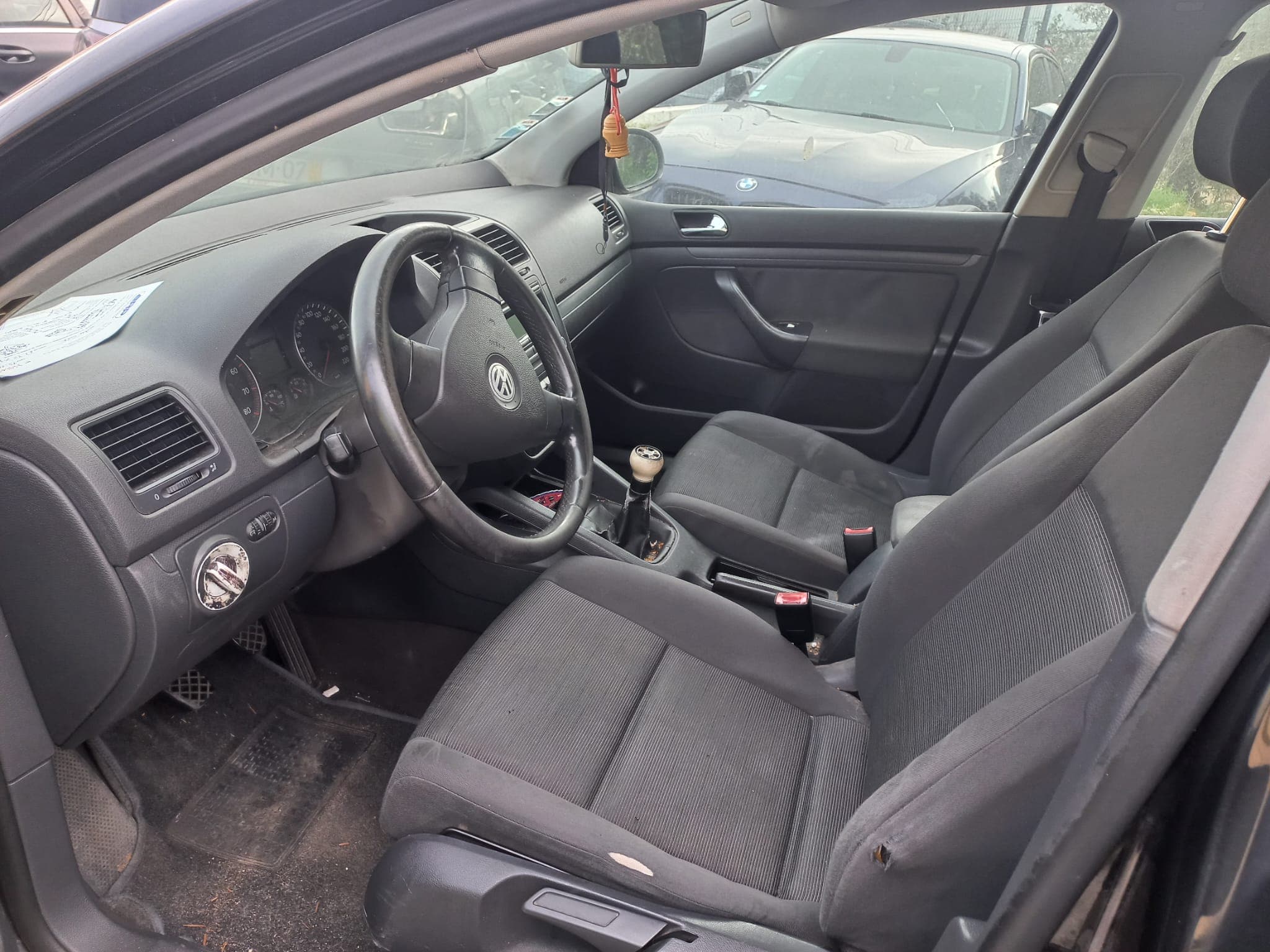 Volkswagen Golf 1.4 FSI · Ano 2004 — imagen 8