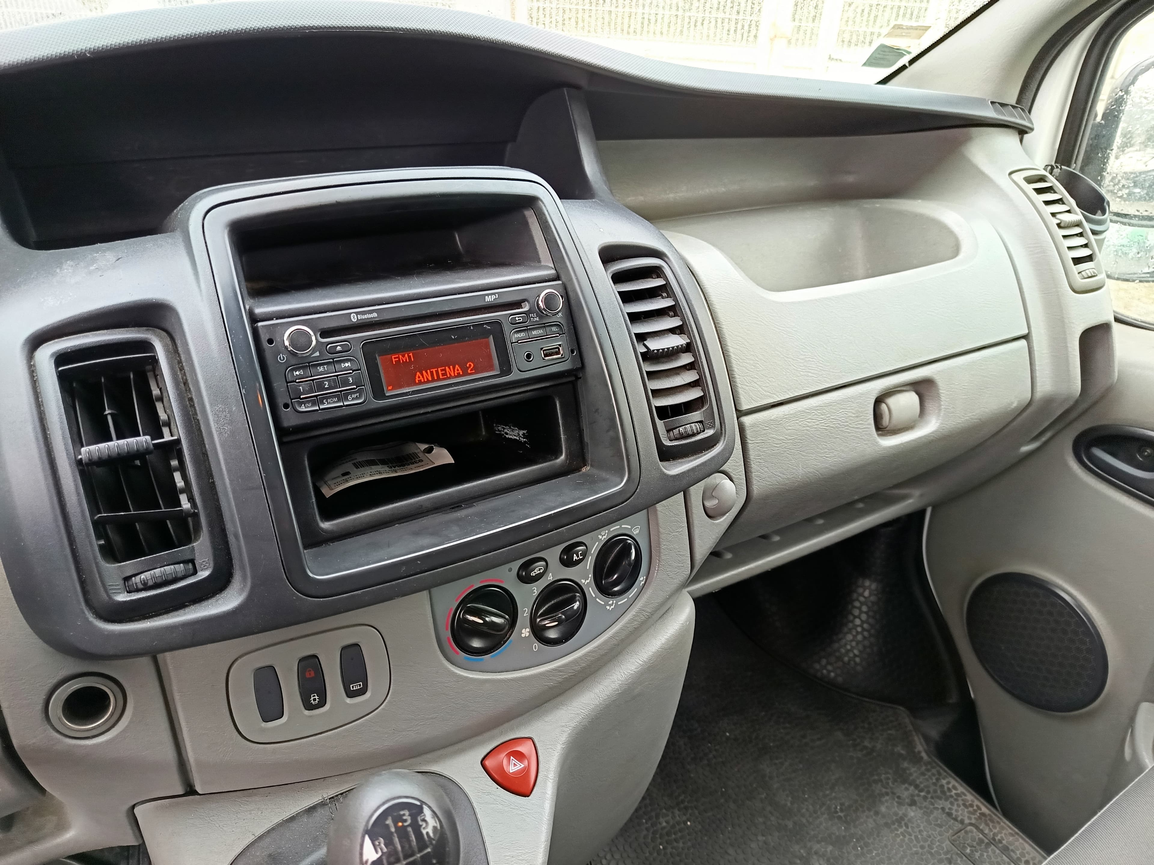 Opel Vívaro · Ano 2014 — imagen 33