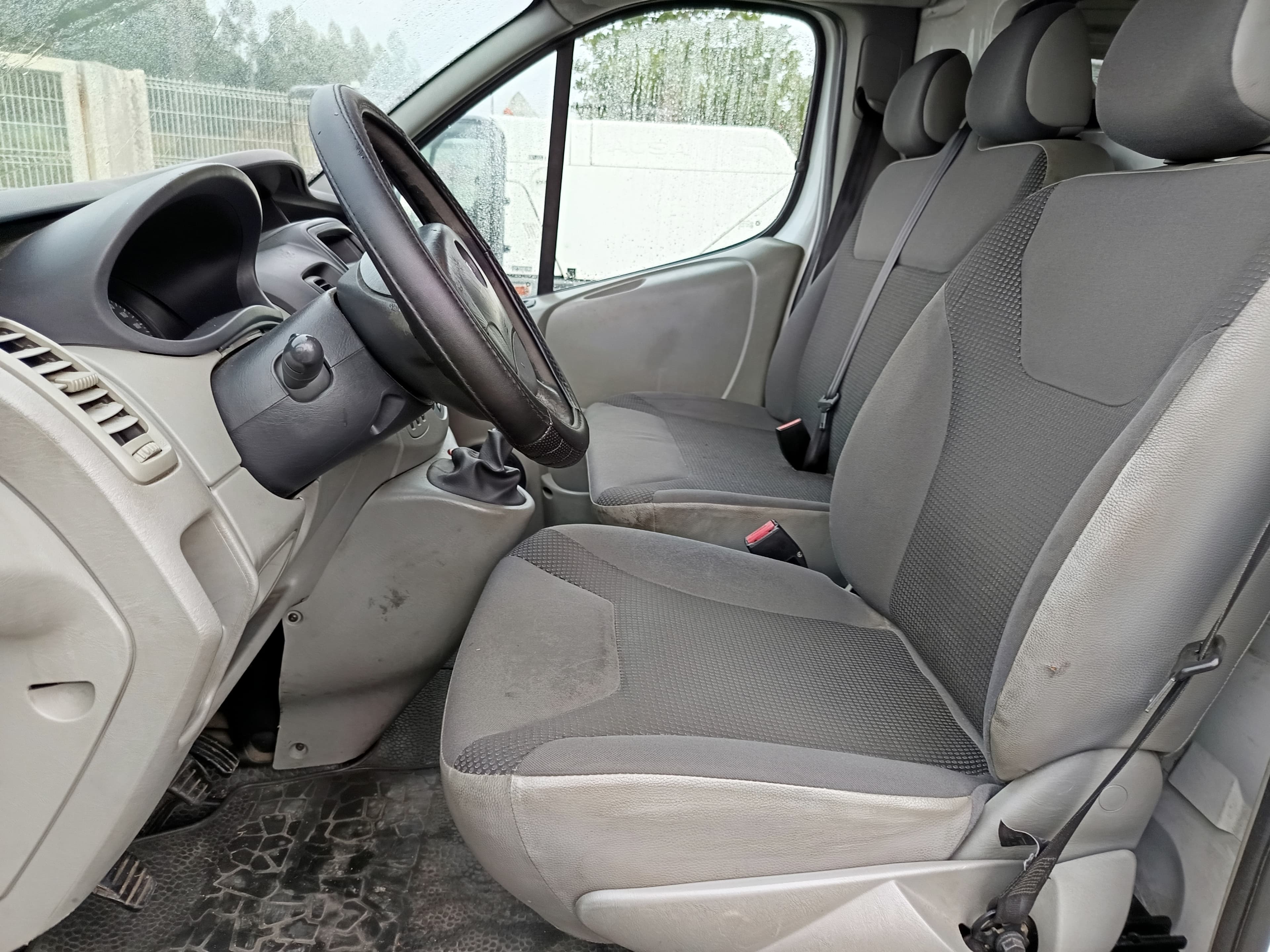 Opel Vívaro · Ano 2014 — imagen 25