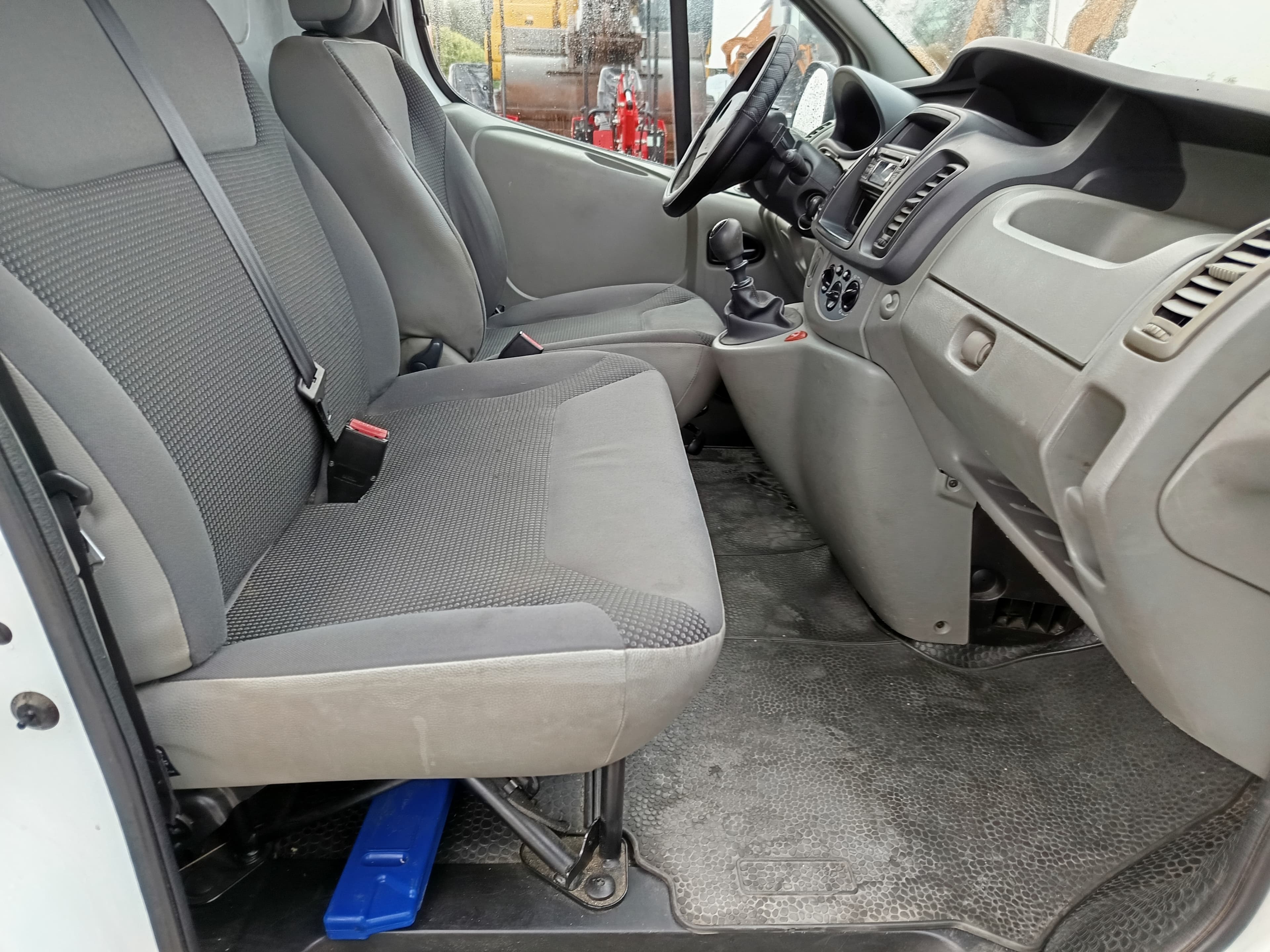 Opel Vívaro · Ano 2014 — imagen 18