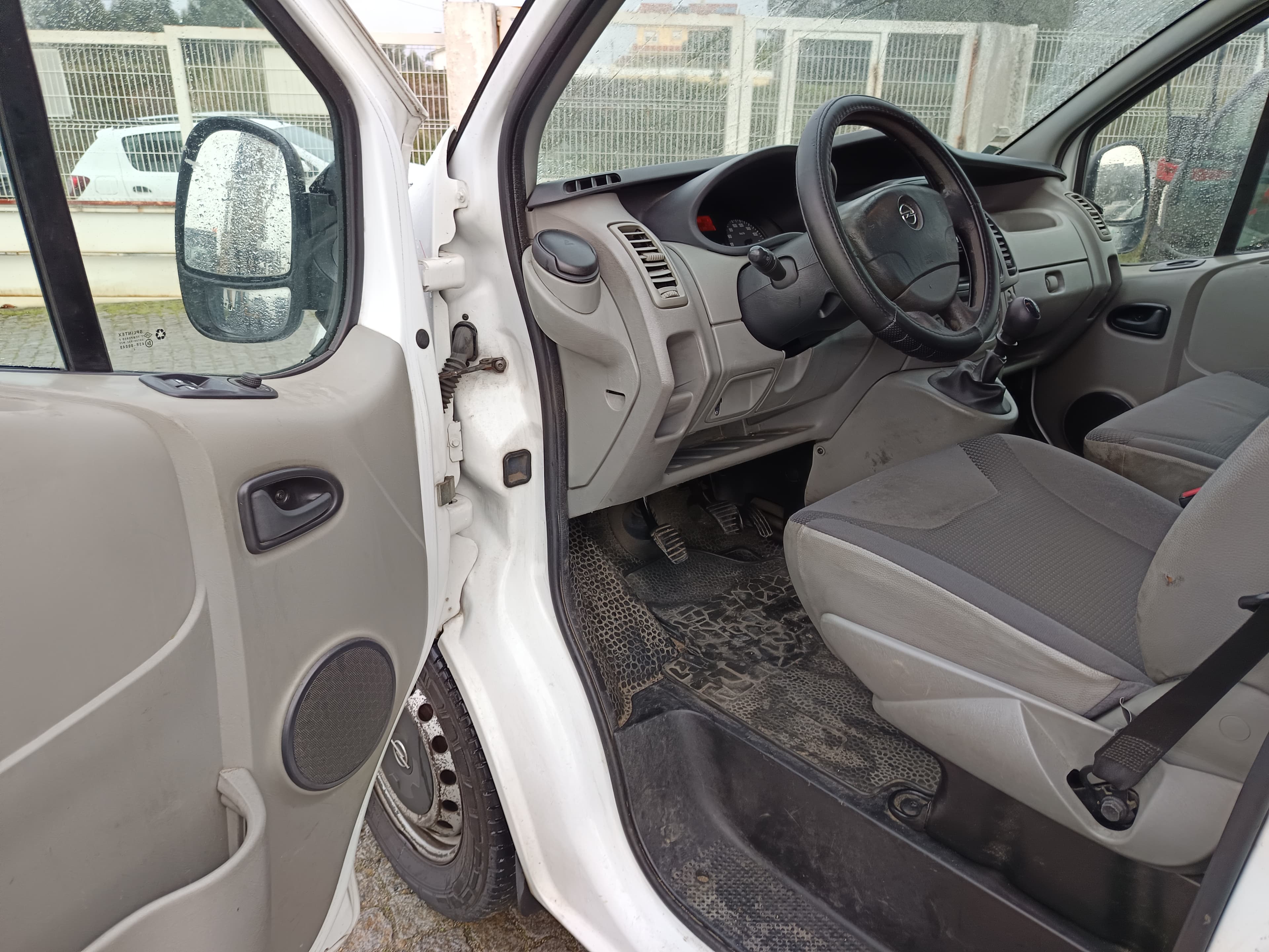 Opel Vívaro · Ano 2014 — imagen 22