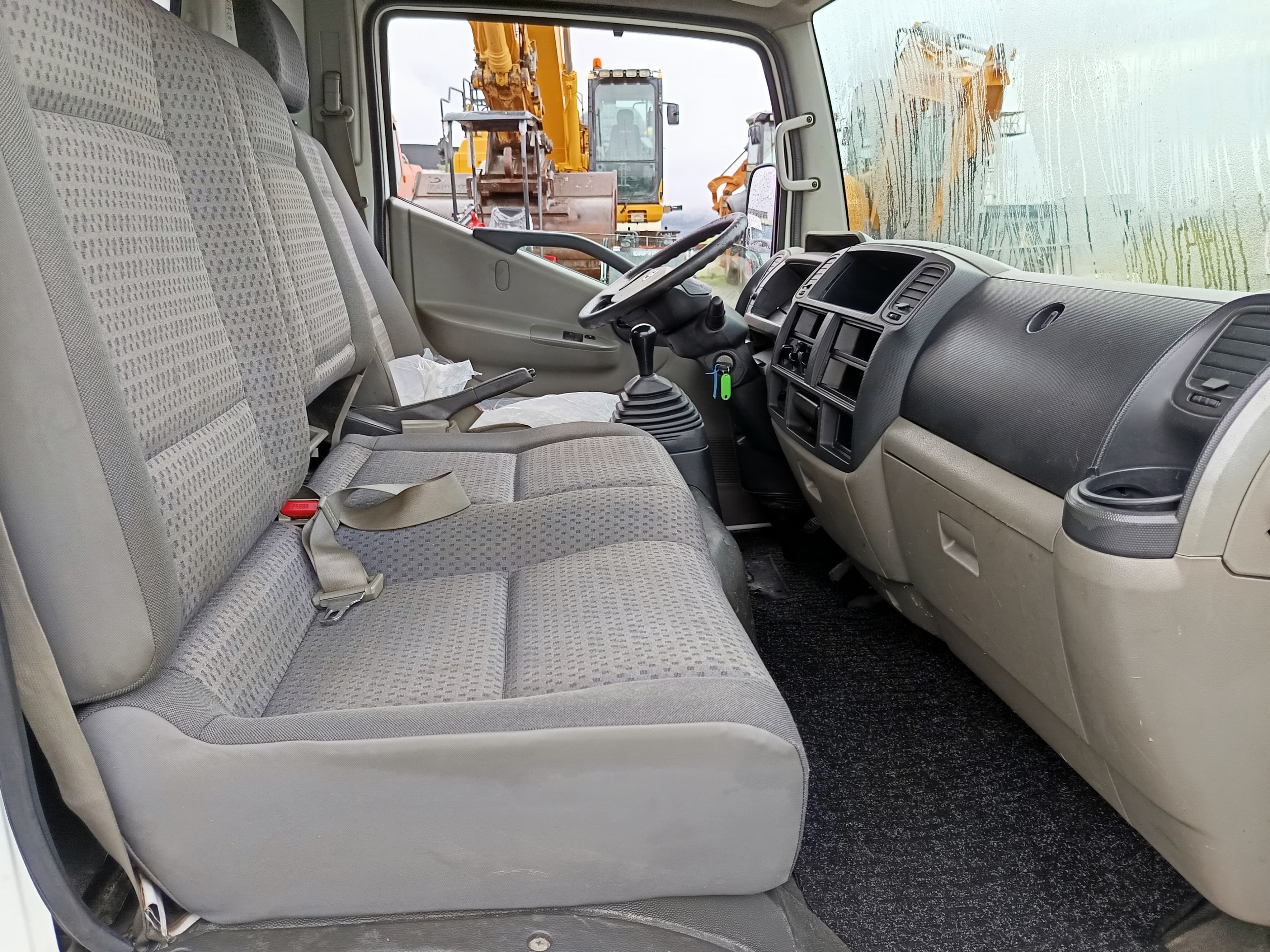Nissan Cabstar 35.13 Com Grua · Ano 2010 — imagem 18