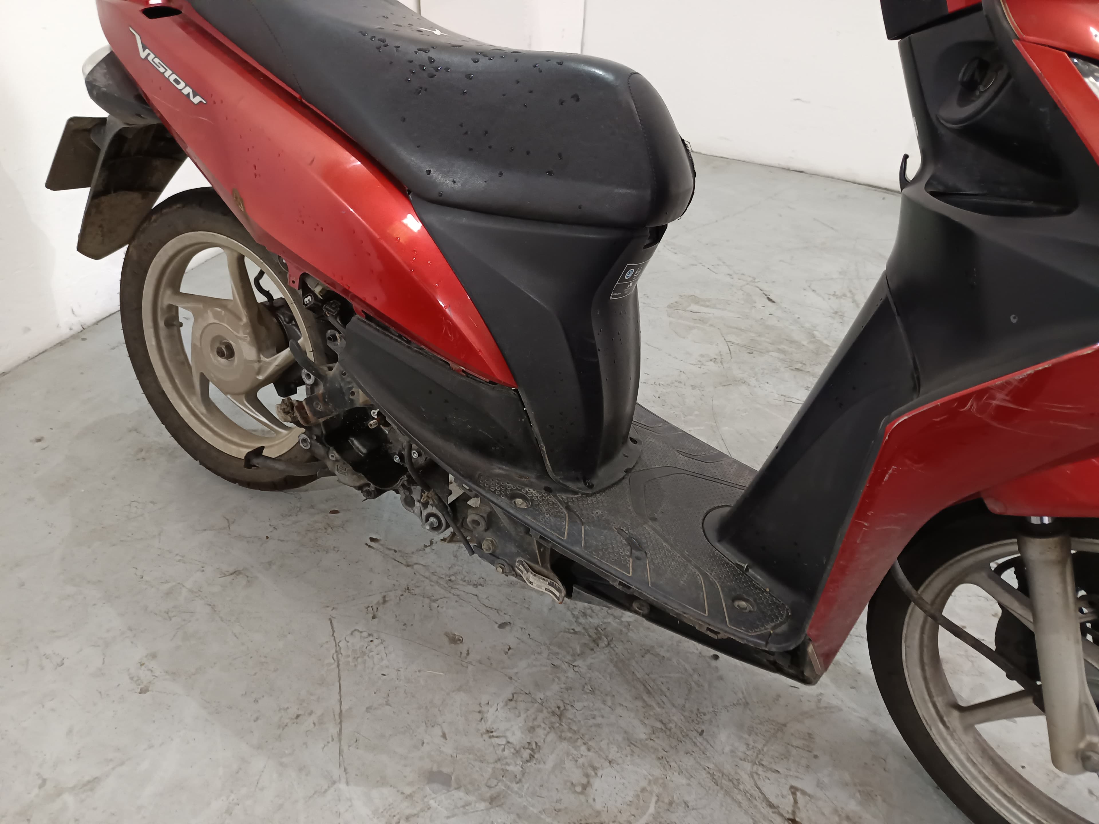 Honda Vision NSC 110 · Ano 2013 — imagen 4