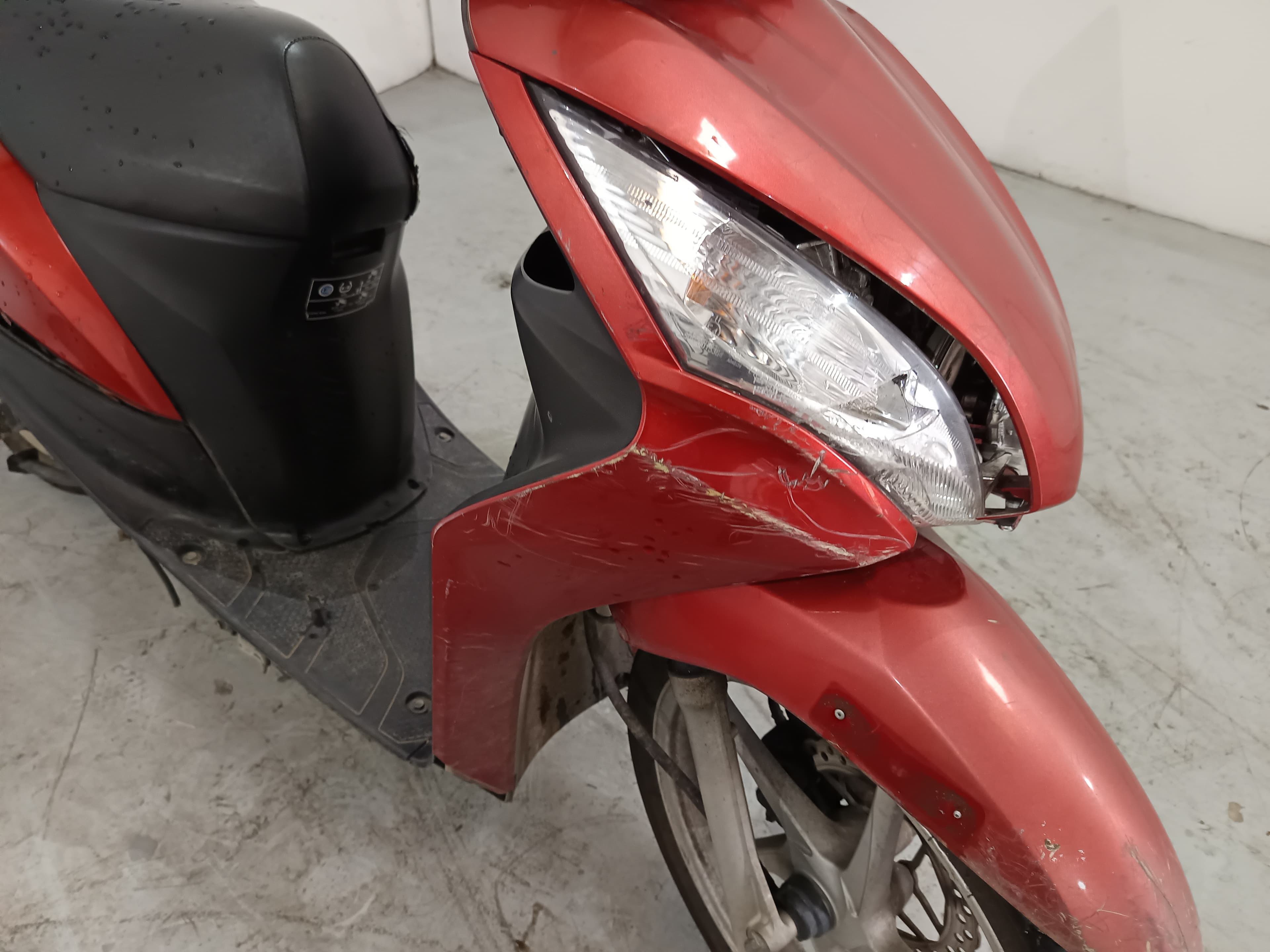 Honda Vision NSC 110 · Ano 2013 — imagen 3